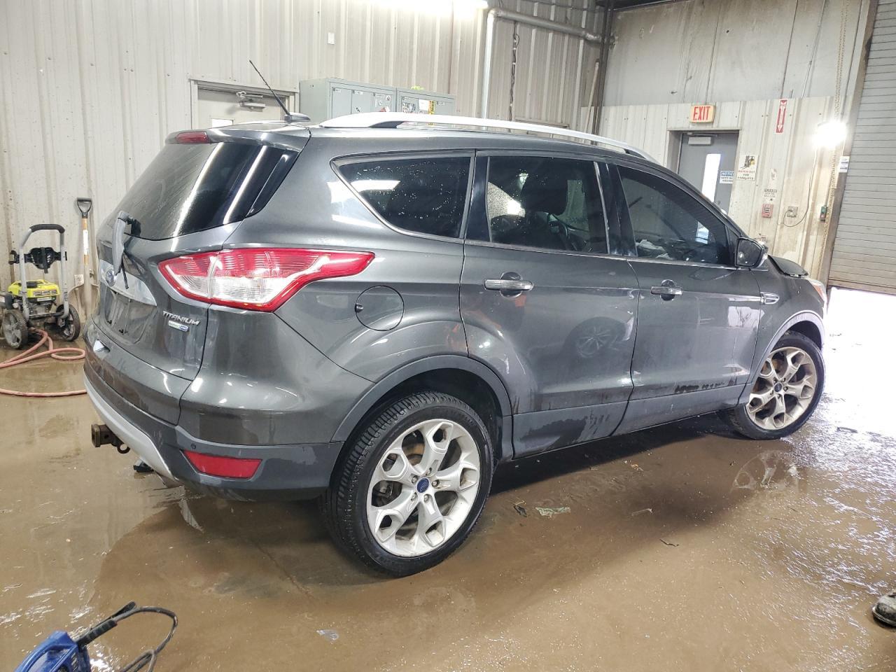 2016 Ford Escape Titanium - Image 3