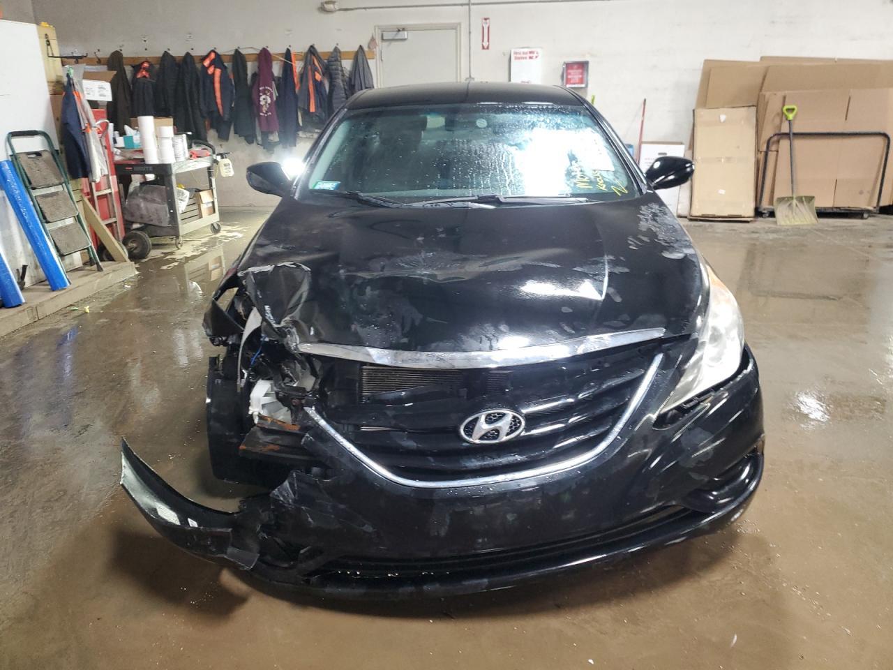 2011 Hyundai Sonata Gls - Image 5