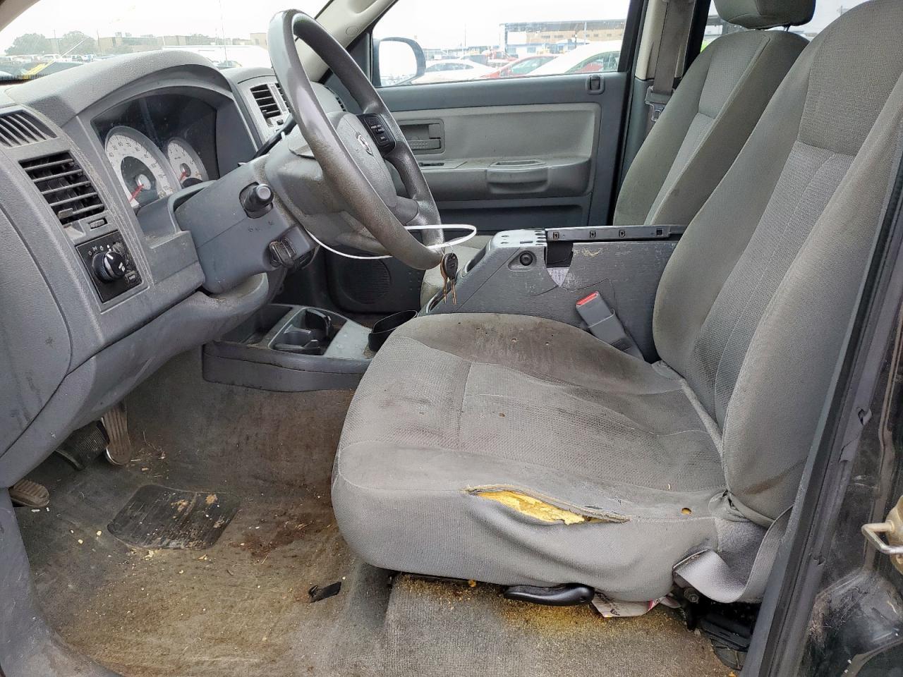 2006 Dodge Dakota Quad Slt - Image 7