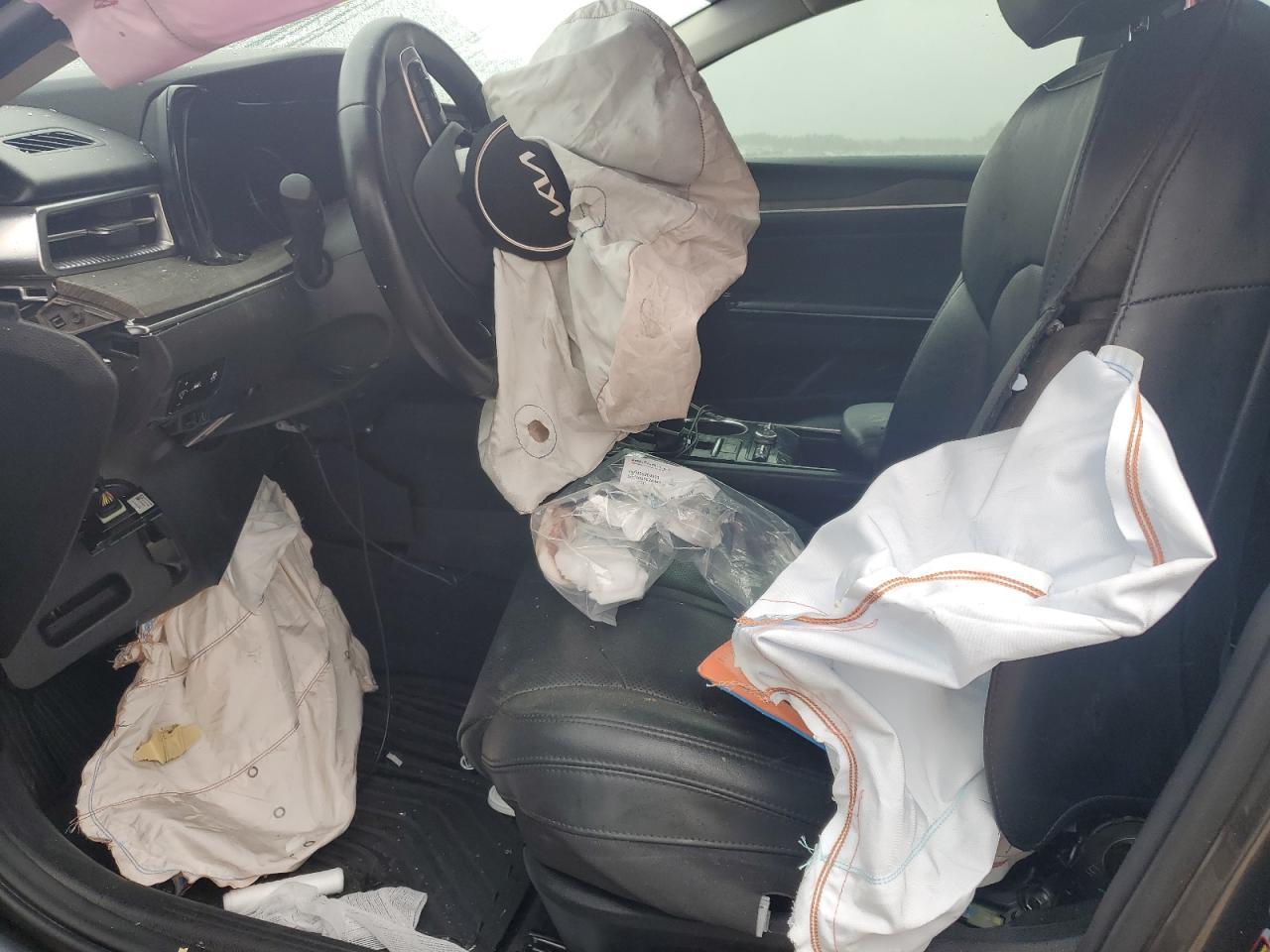 2022 Kia K5 Ex - Image 7