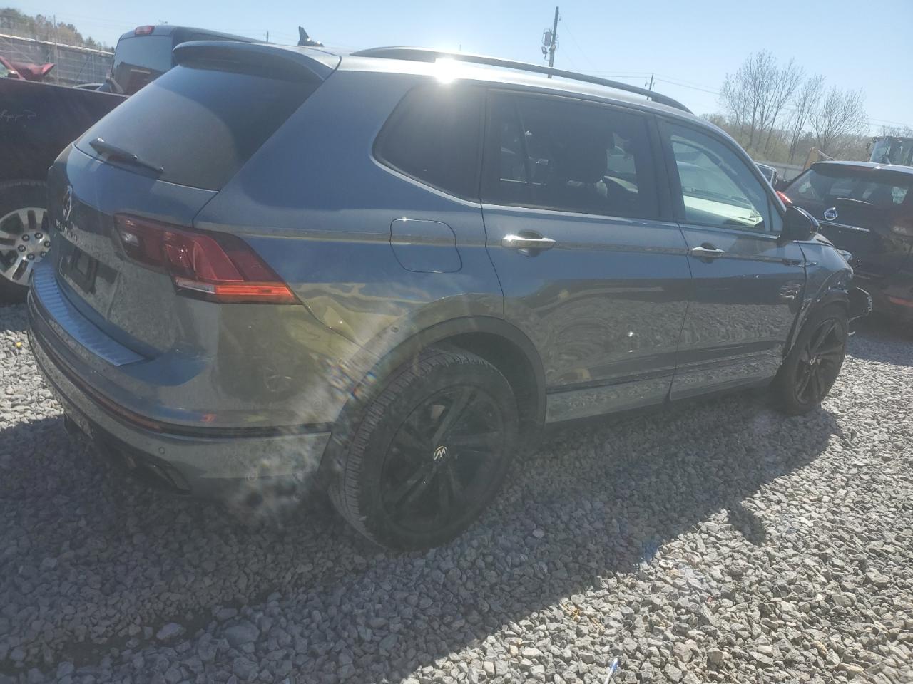 2023 Volkswagen Tiguan Se R-Line Black - Фото 3