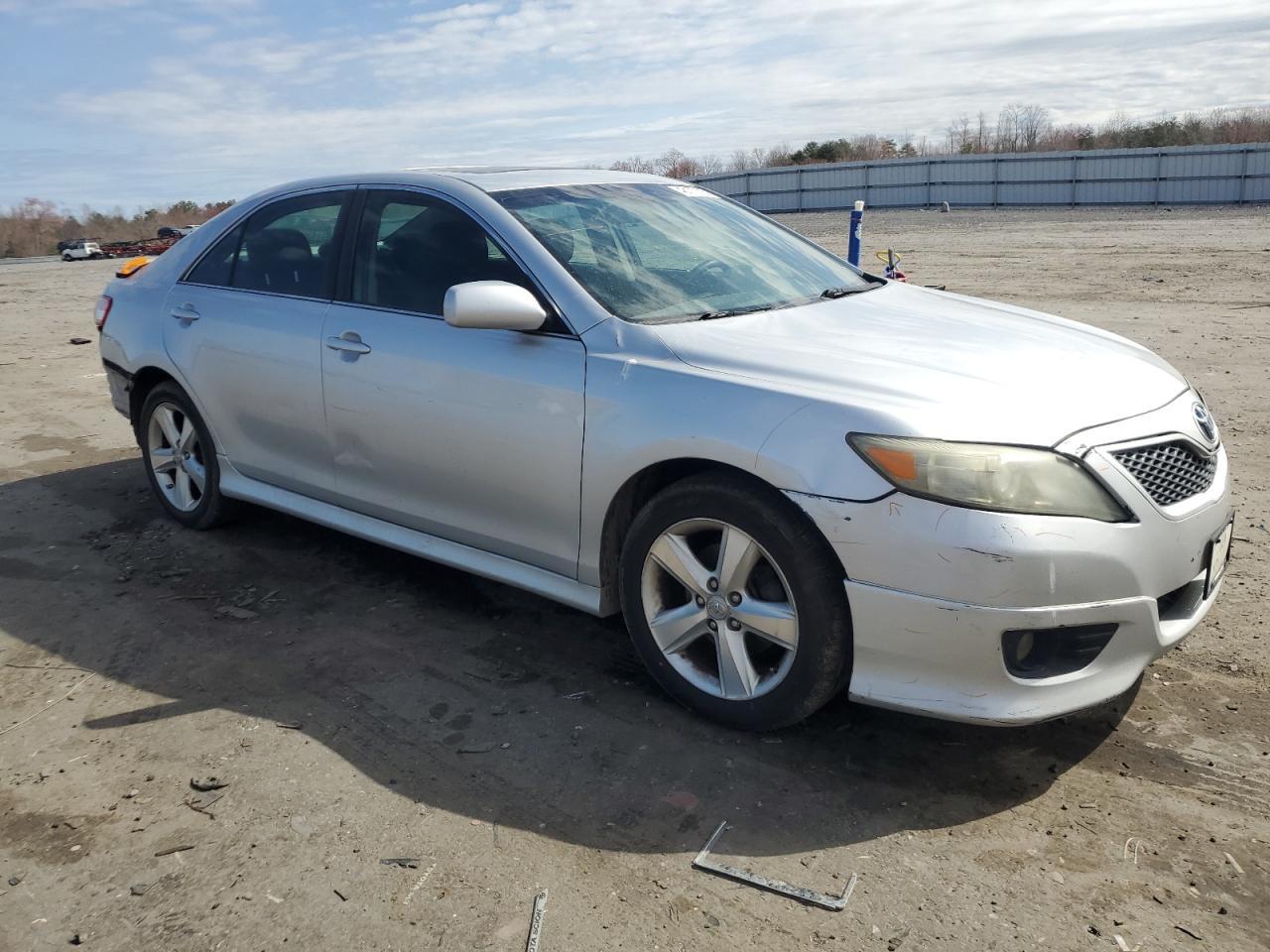 2011 Toyota Camry Base - Image 4