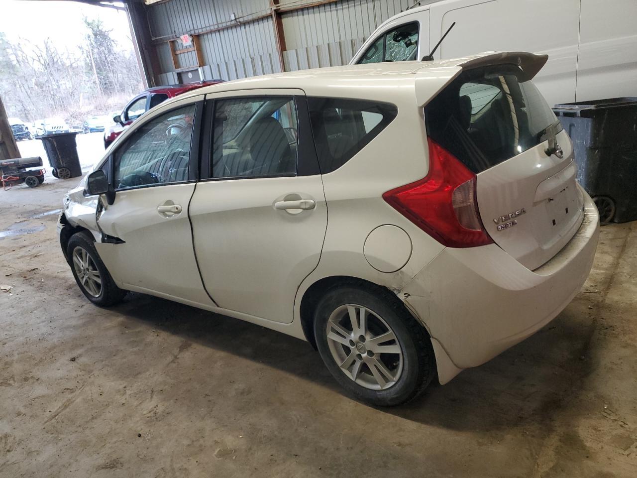 2014 Nissan Versa Note S - Фото 2