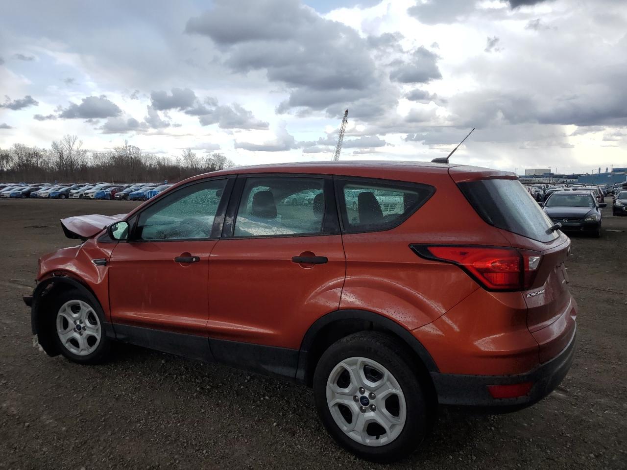 2019 Ford Escape S - Image 2