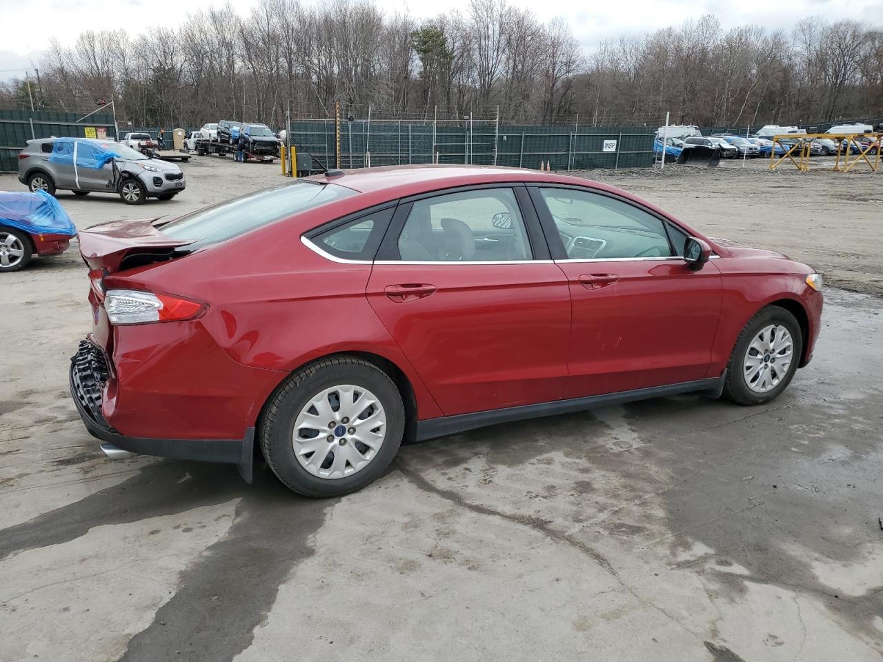 2014 Ford Fusion S - Фото 3