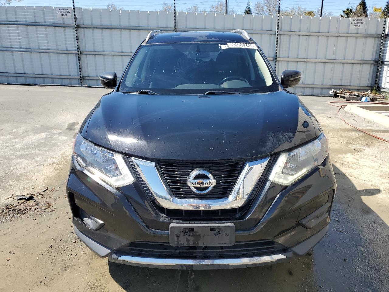 2017 Nissan Rogue S - Image 5