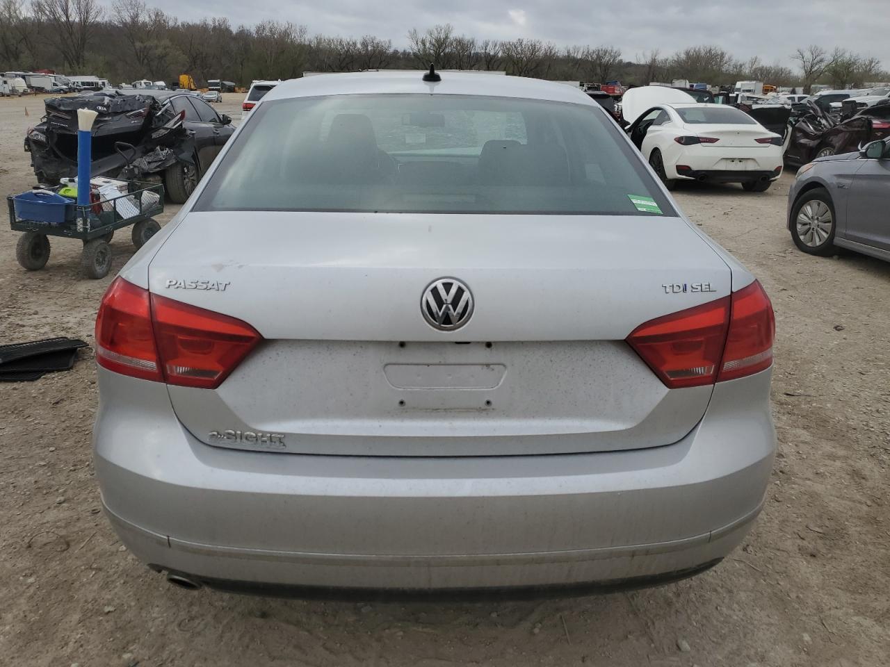 2015 Volkswagen Passat Sel - Фото 6