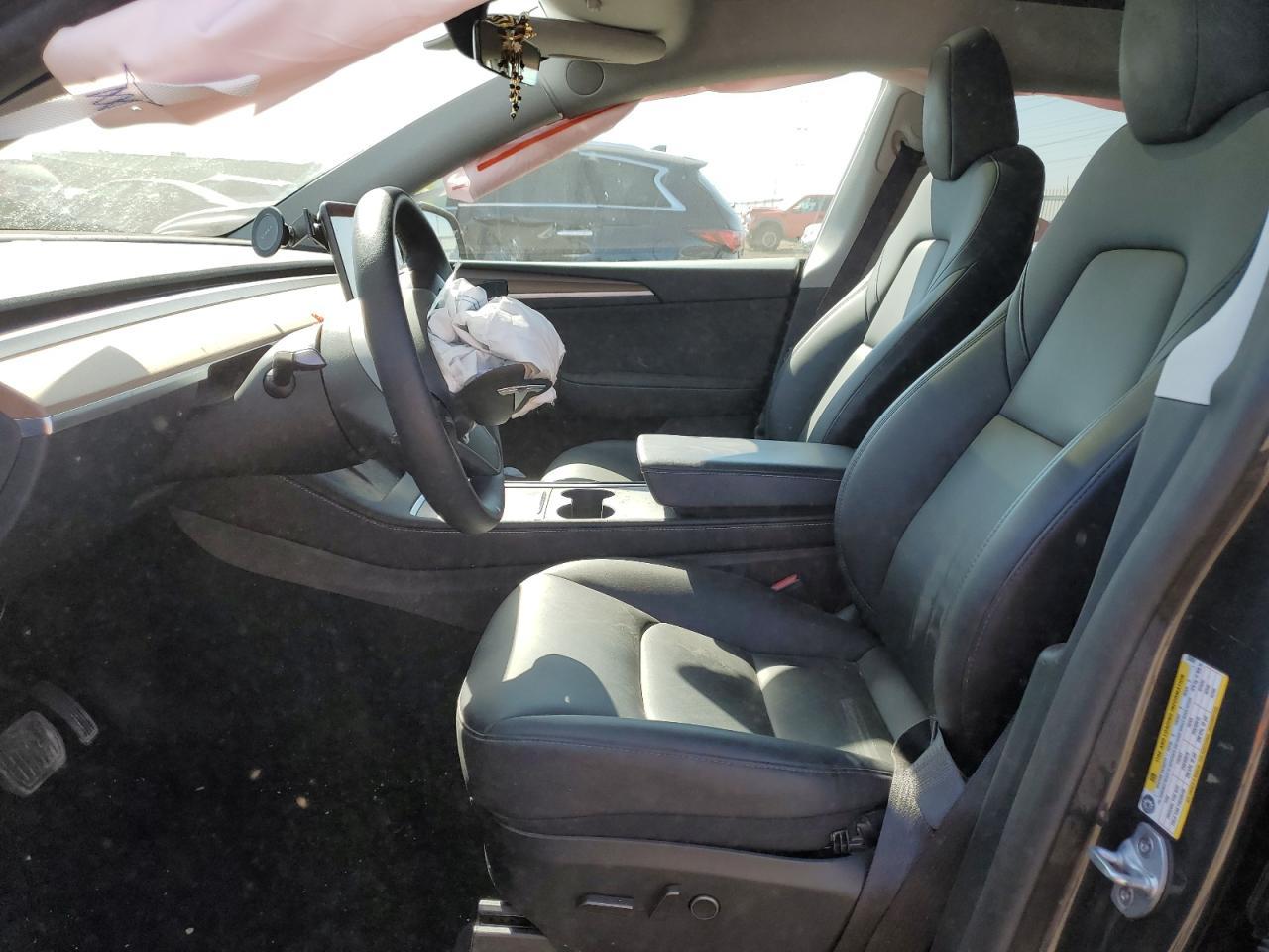 2024 Tesla Model Y - Image 7