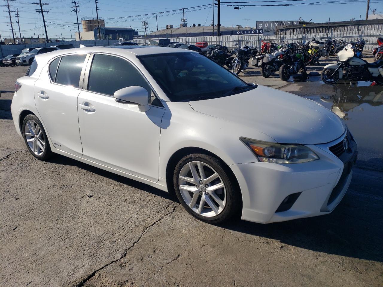 2014 Lexus Ct 200 - Image 4