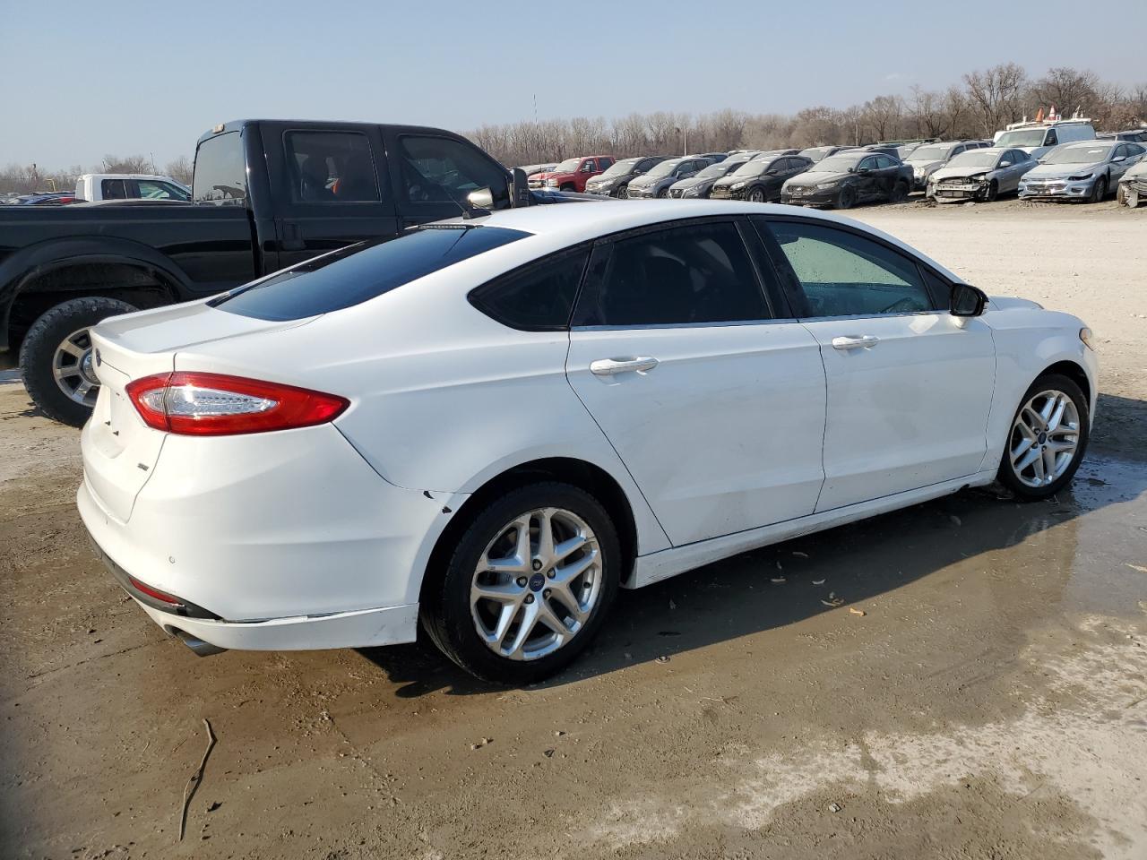 2013 Ford Fusion Se - Фото 3