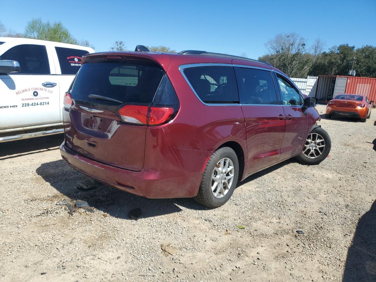 2021 Chrysler Voyager Lxi - Image 3