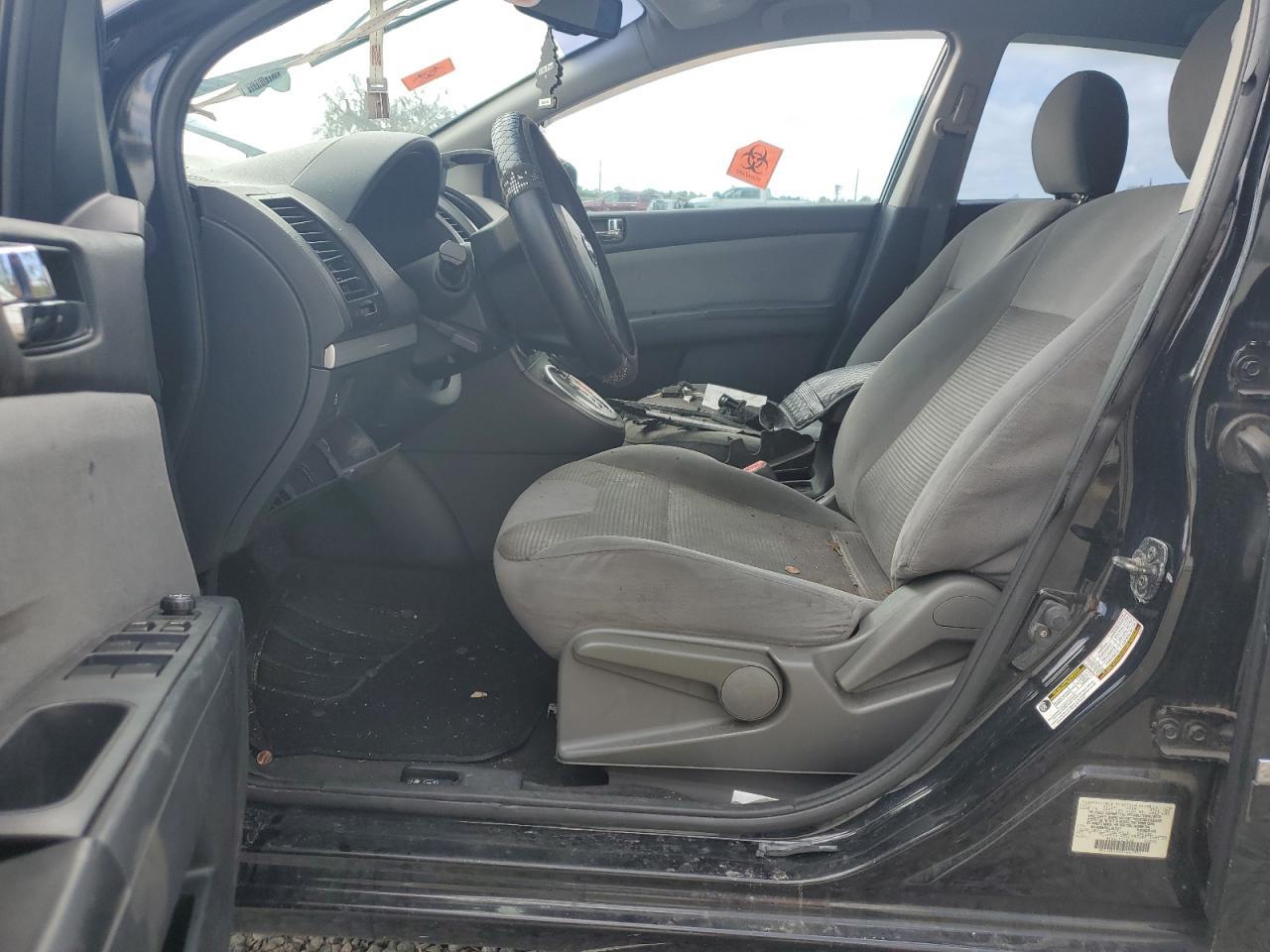 2012 Nissan Sentra 2.0 - Image 7