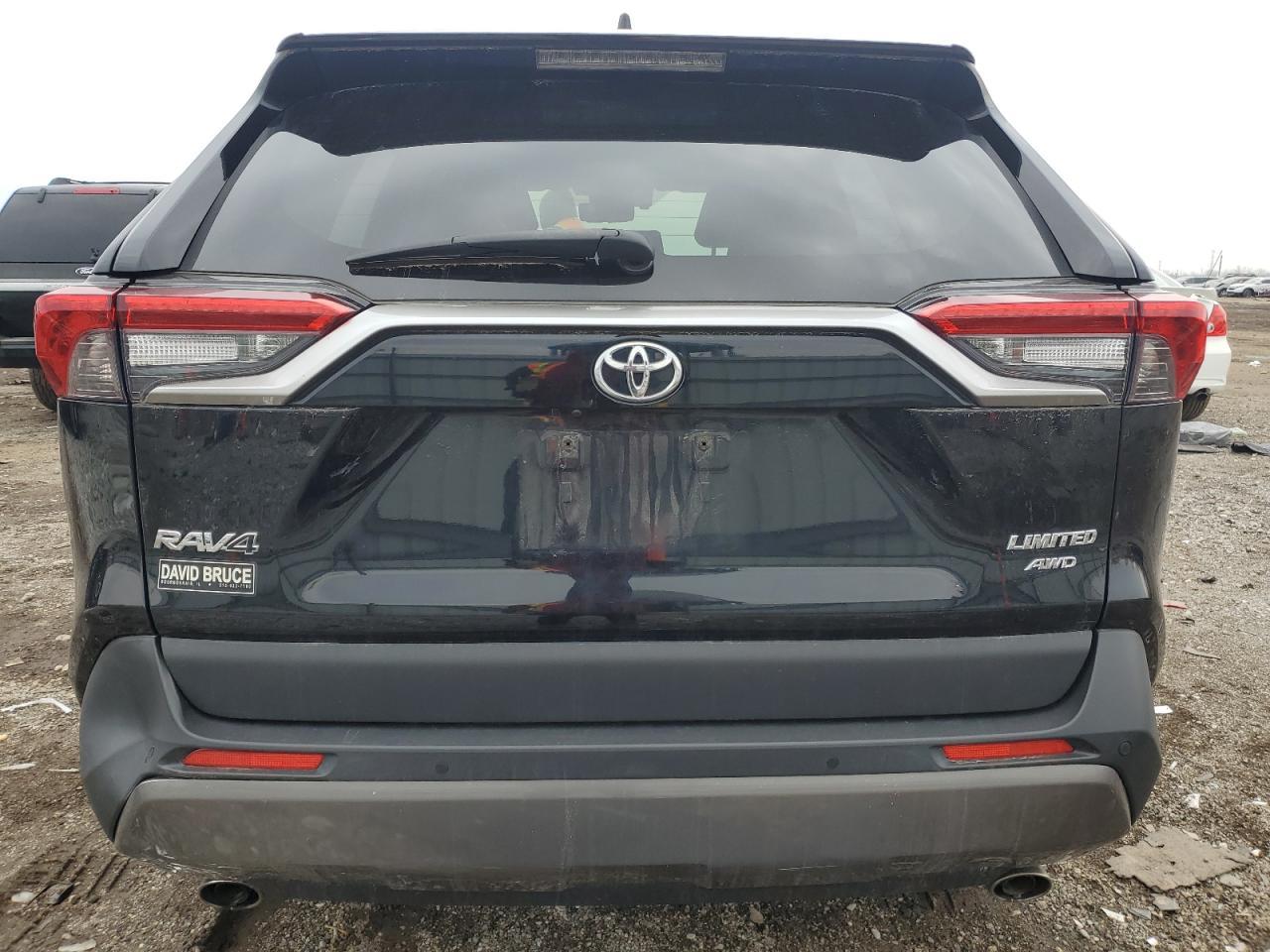2019 Toyota Rav4 Limited - Фото 6