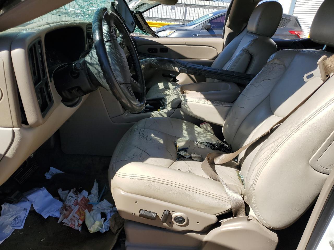 2005 Chevrolet Suburban K1500 - Image 7