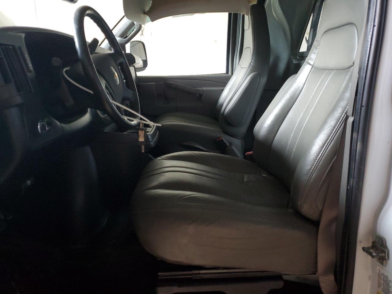 2022 Chevrolet Express G2500 - Image 7