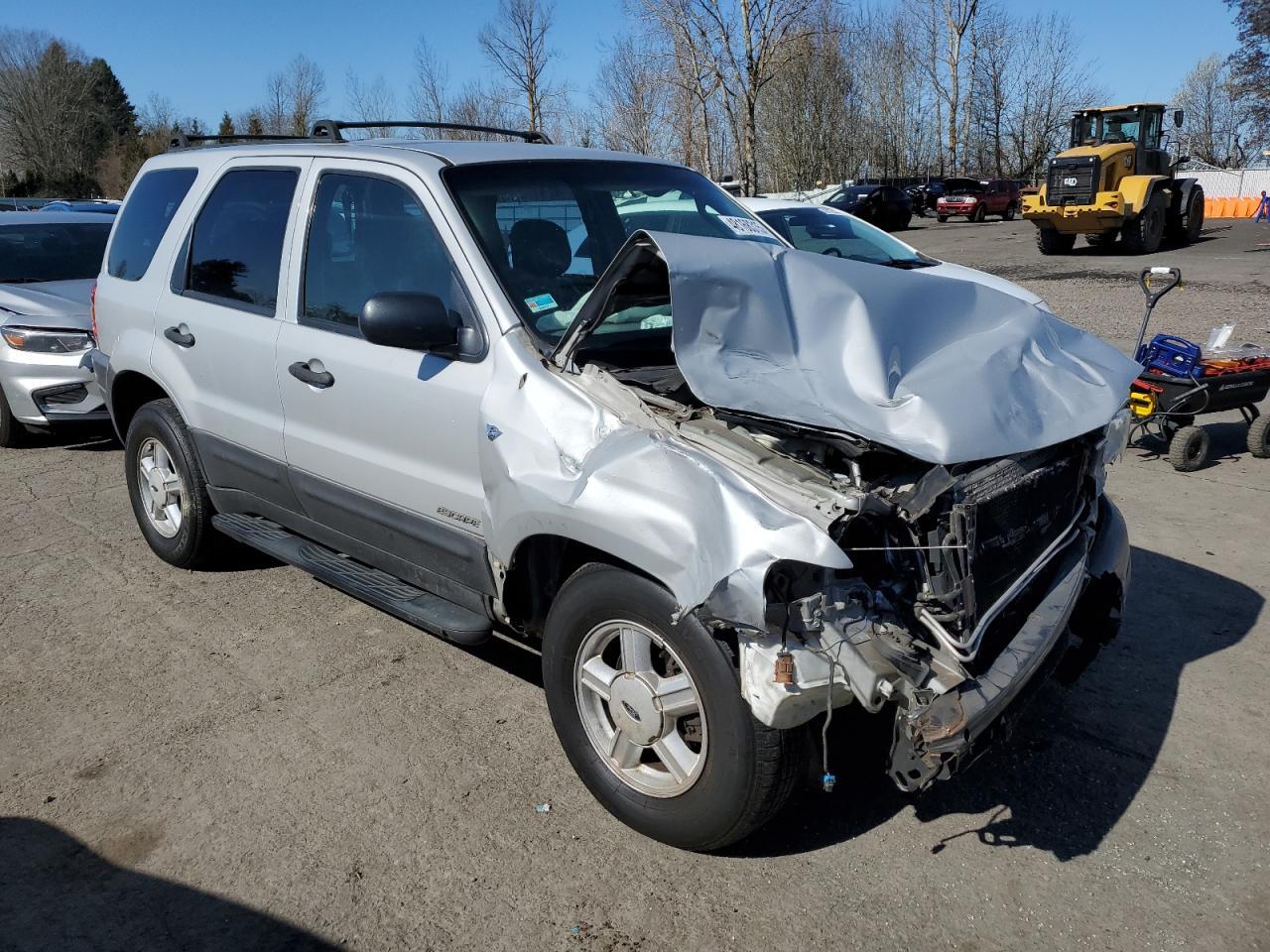 2002 Ford Escape Xls - Фото 4