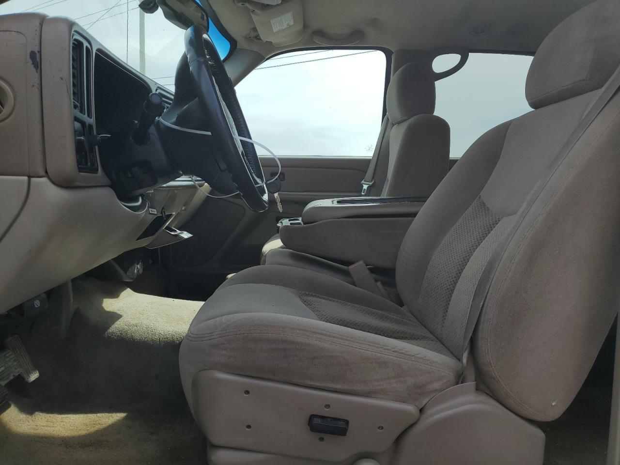 2005 Chevrolet Tahoe C1500 - Фото 7