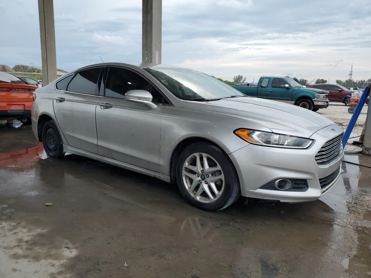 2014 Ford Fusion Se - Фото 4