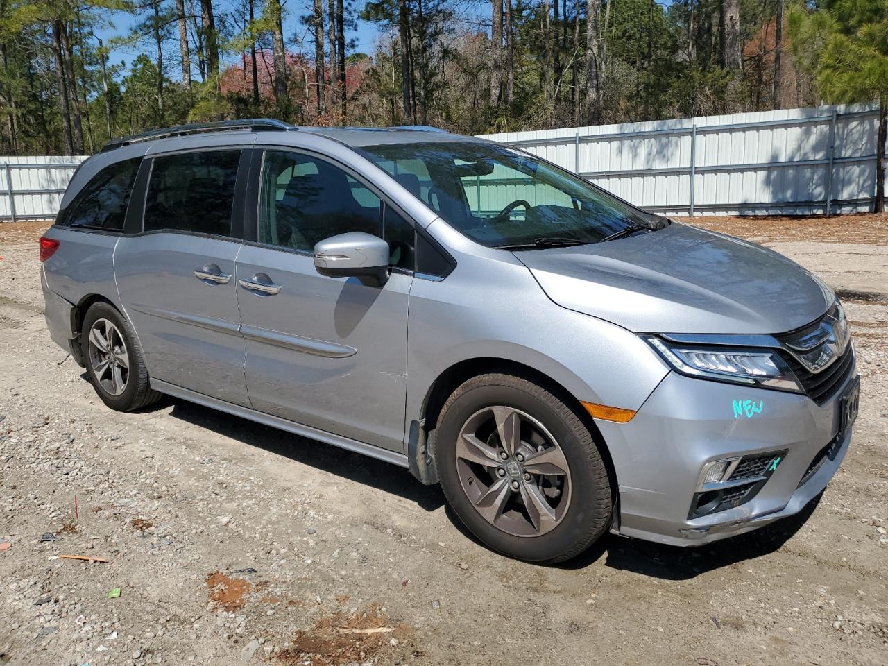 2018 Honda Odyssey Touring - Фото 4