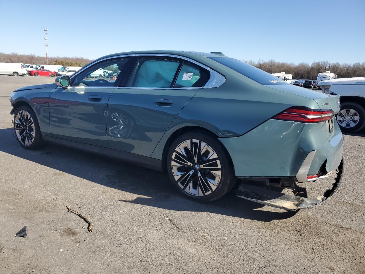 2024 BMW 530 Xi - Image 2