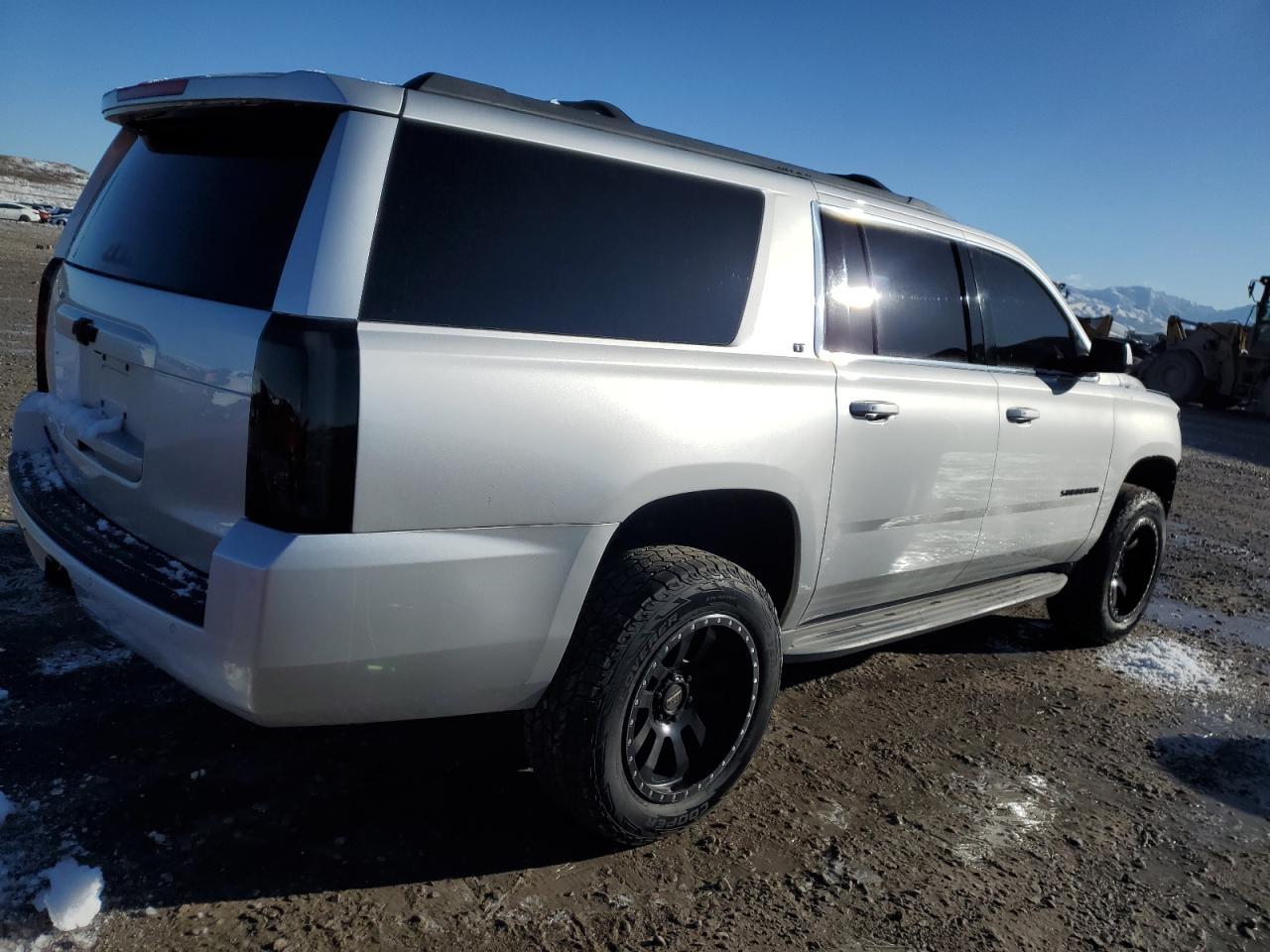 2015 Chevrolet Suburban C1500 Lt - Фото 3