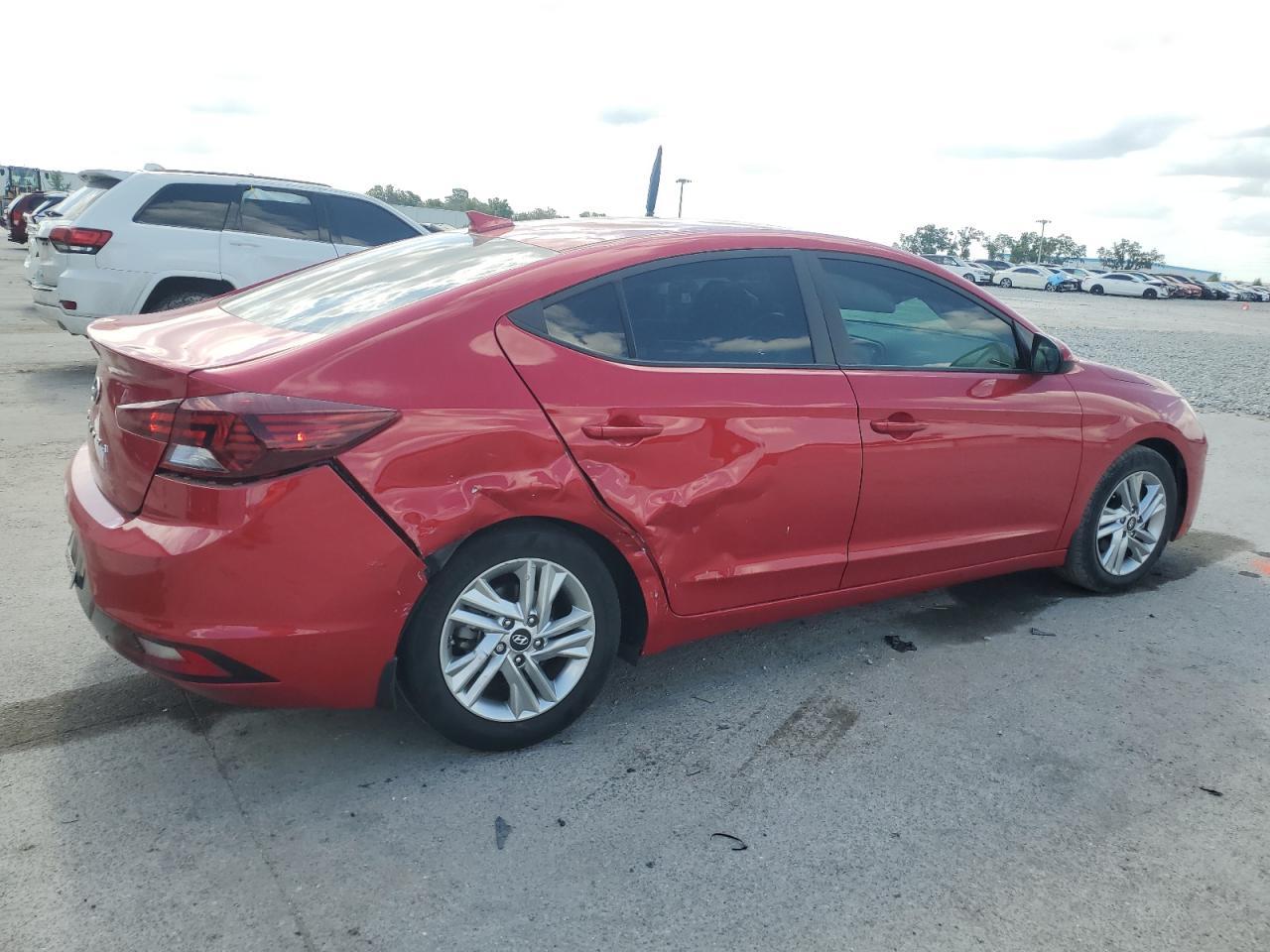 2020 Hyundai Elantra Sel - Фото 3