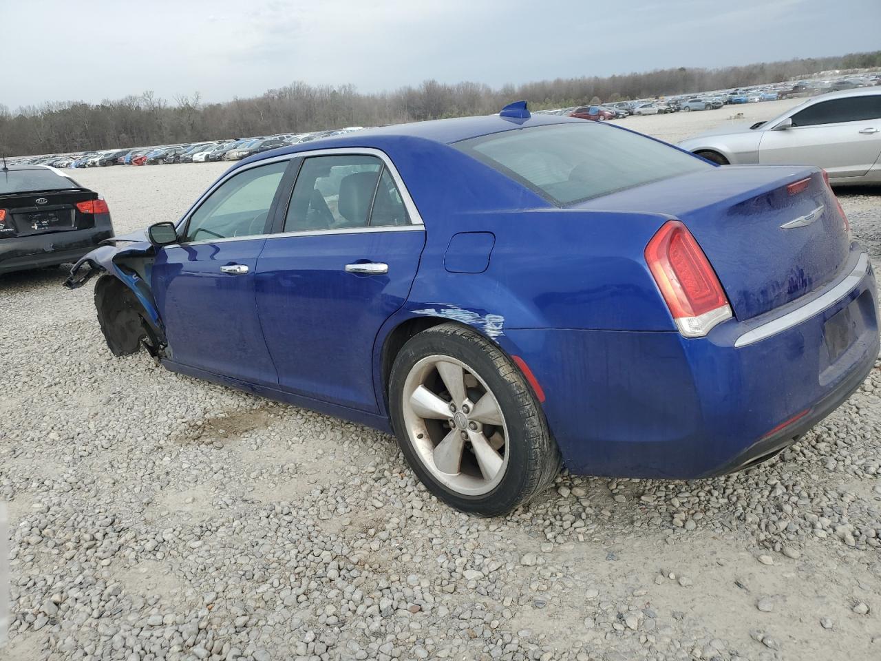 2019 Chrysler 300 Limited - Image 2