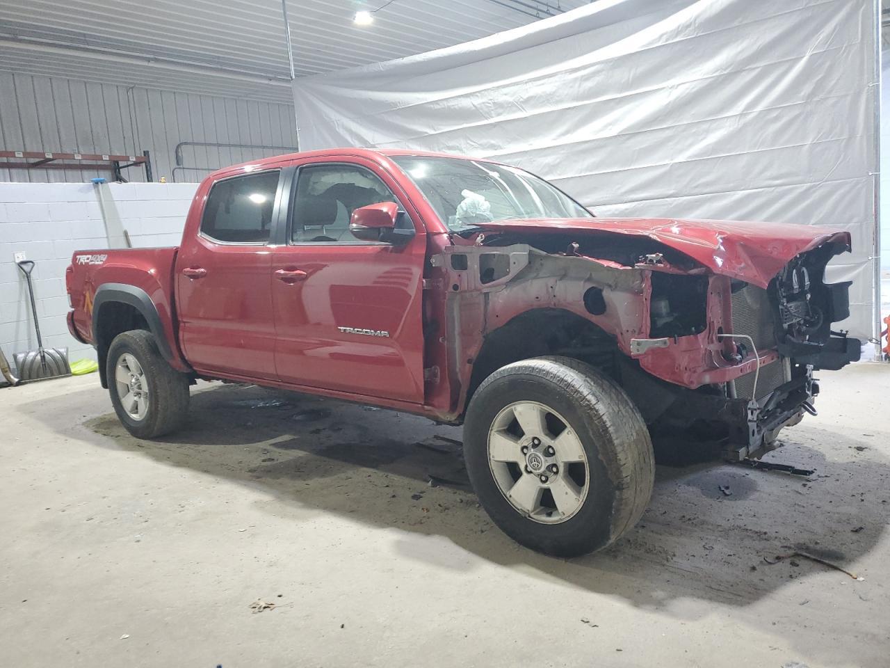 2018 Toyota Tacoma Double Cab - Фото 4