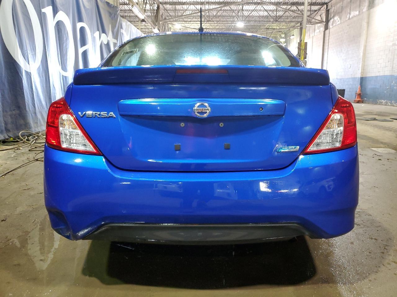 2016 Nissan Versa S - Image 6