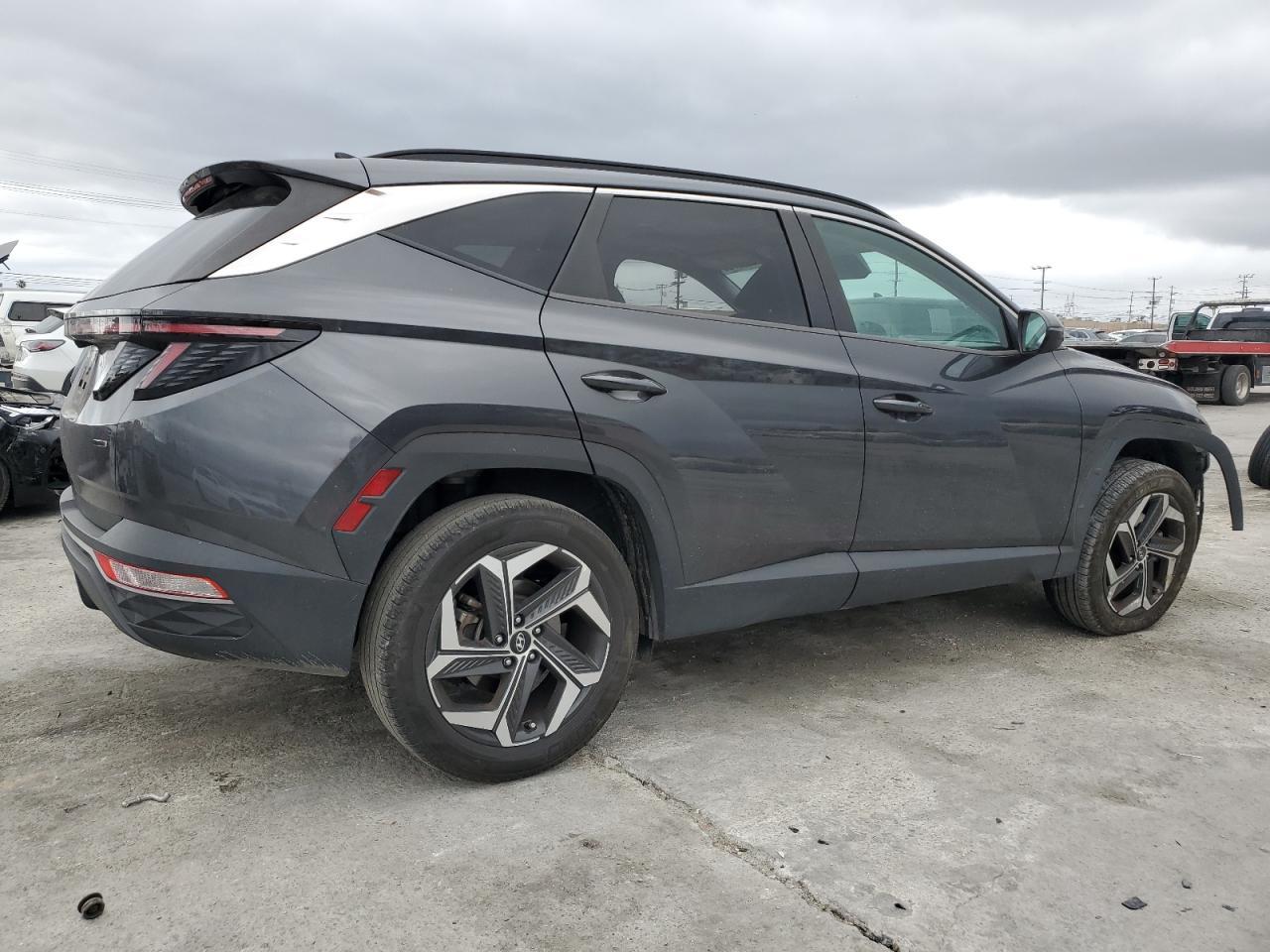 2022 Hyundai Tucson Sel - Image 3