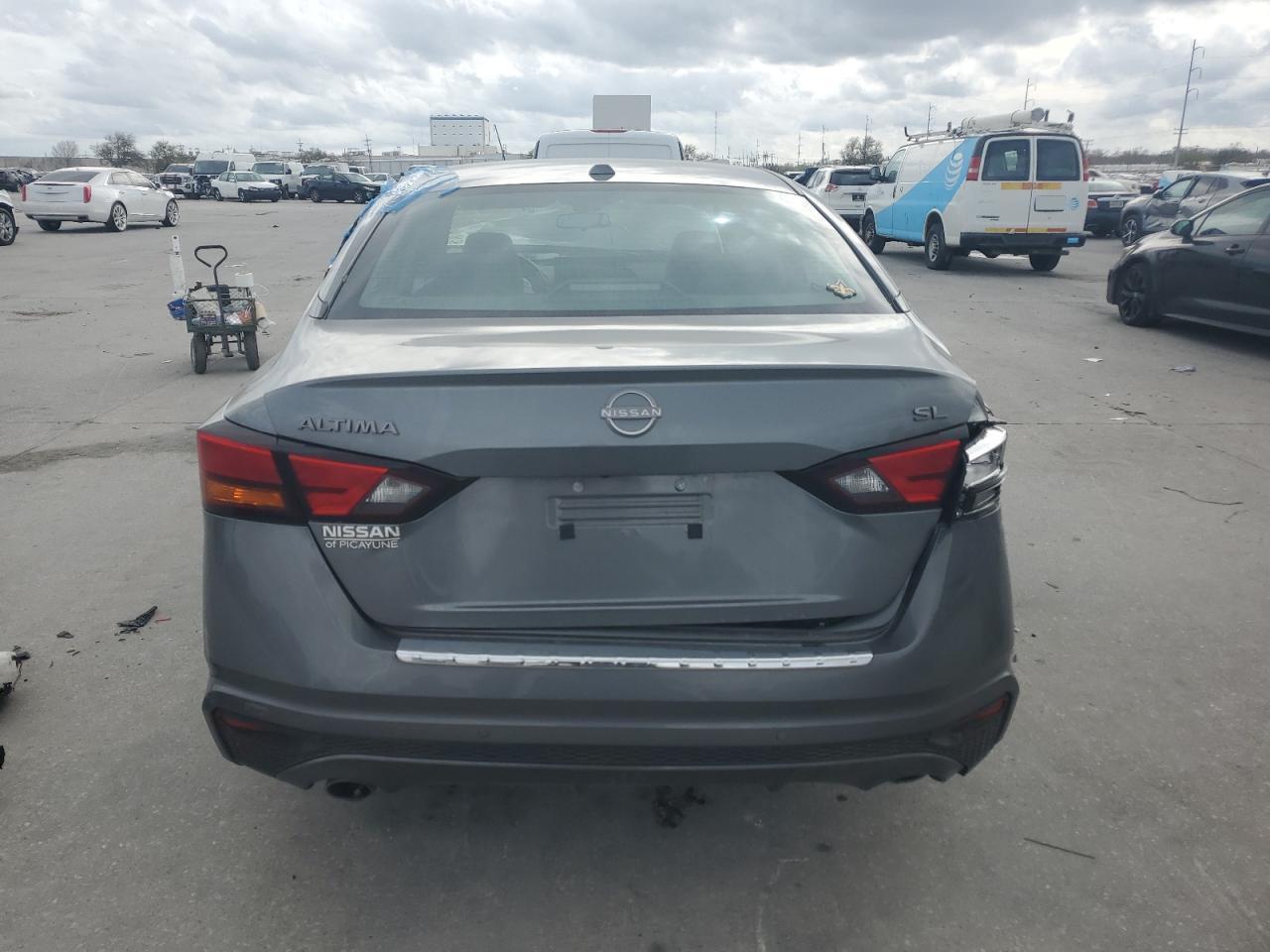 2023 Nissan Altima Sl - Image 6