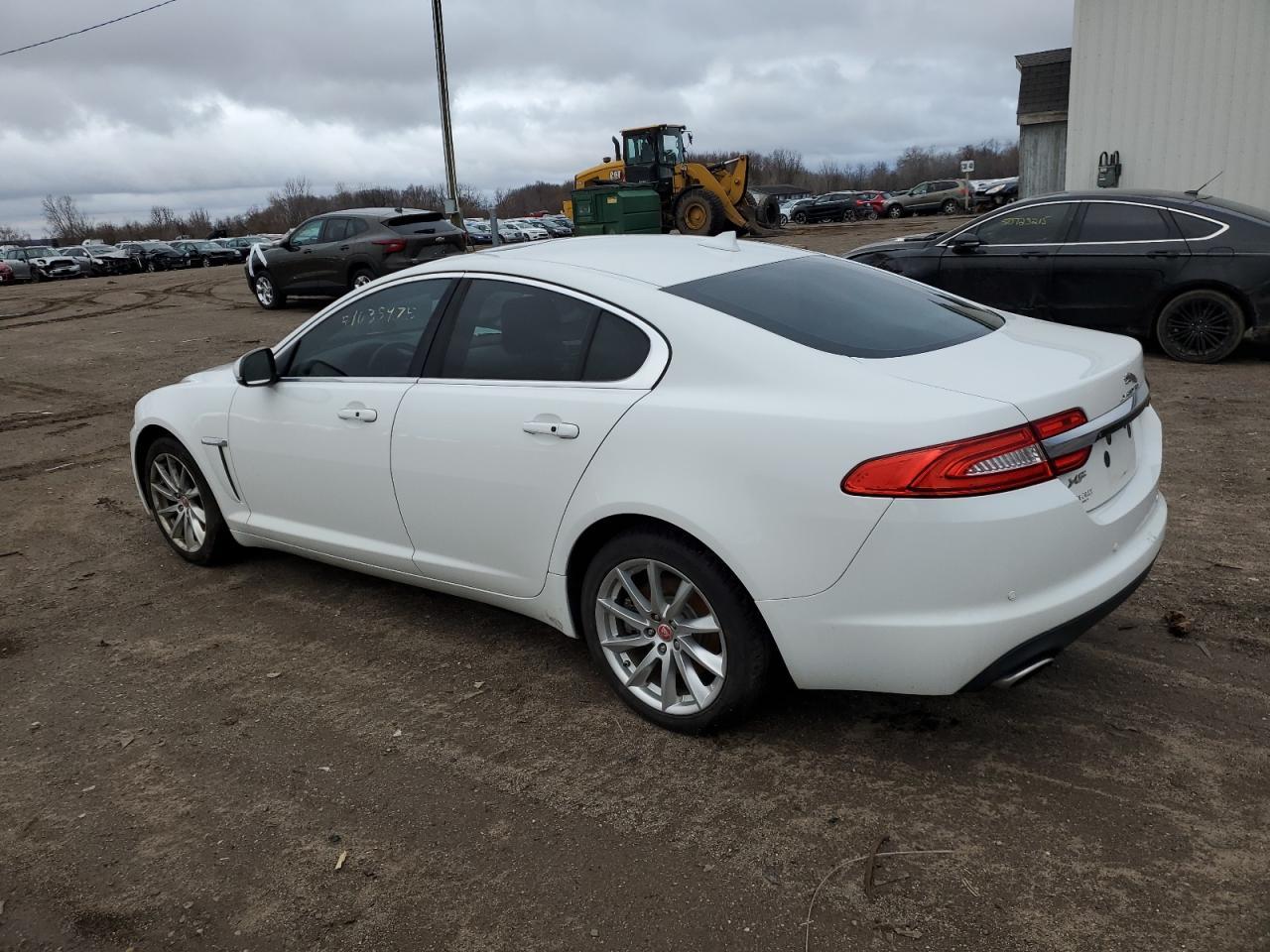 2015 Jaguar Xf 2.0T Premium - Image 2