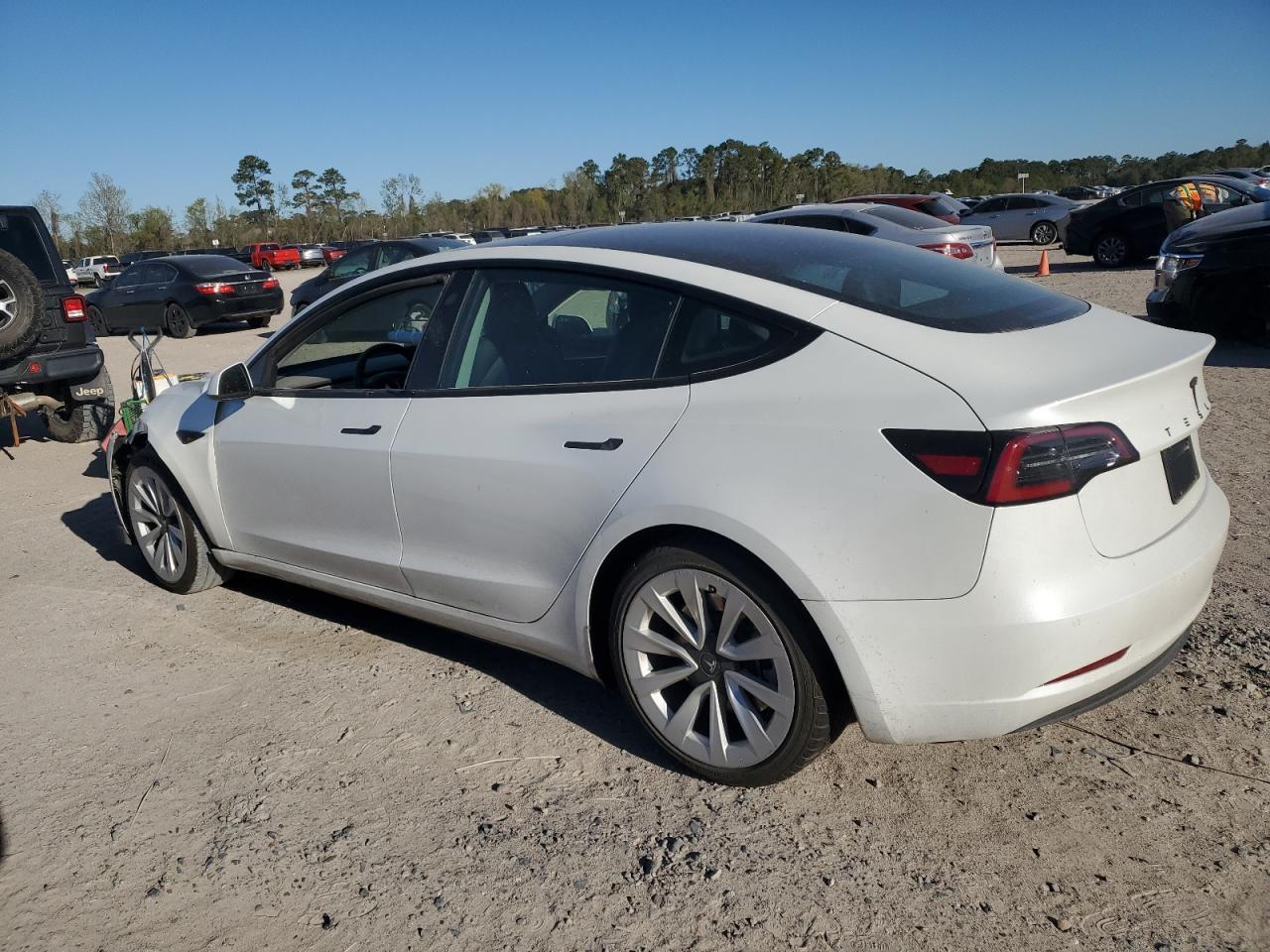 2021 Tesla Model 3 - Фото 2
