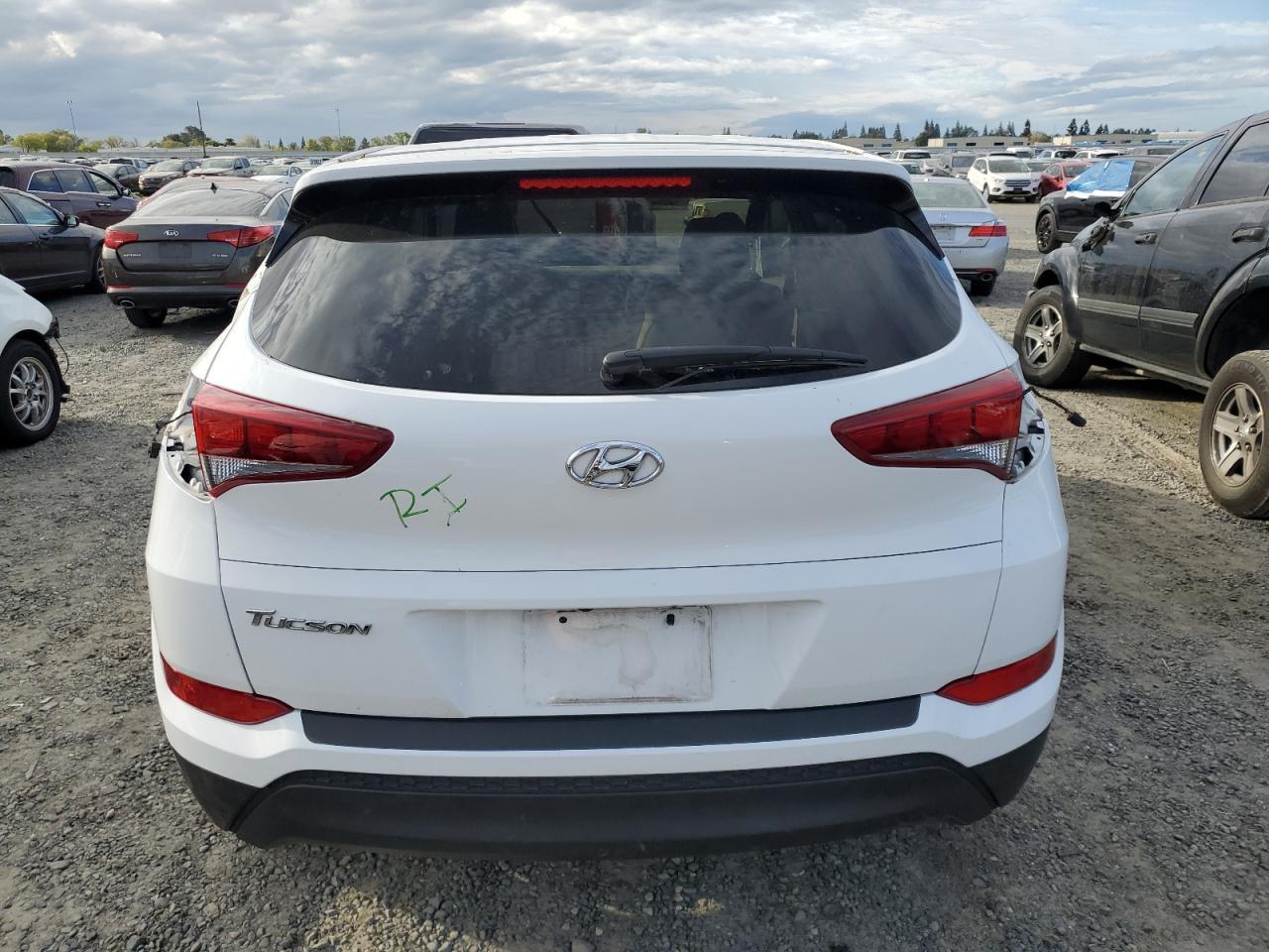 2017 Hyundai Tucson Se - Фото 6