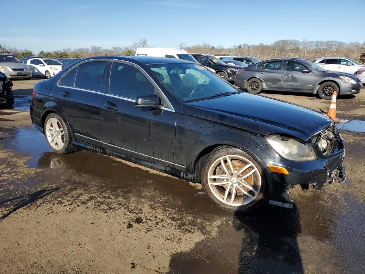 2012 Mercedes-Benz C 300 4Matic - Фото 4