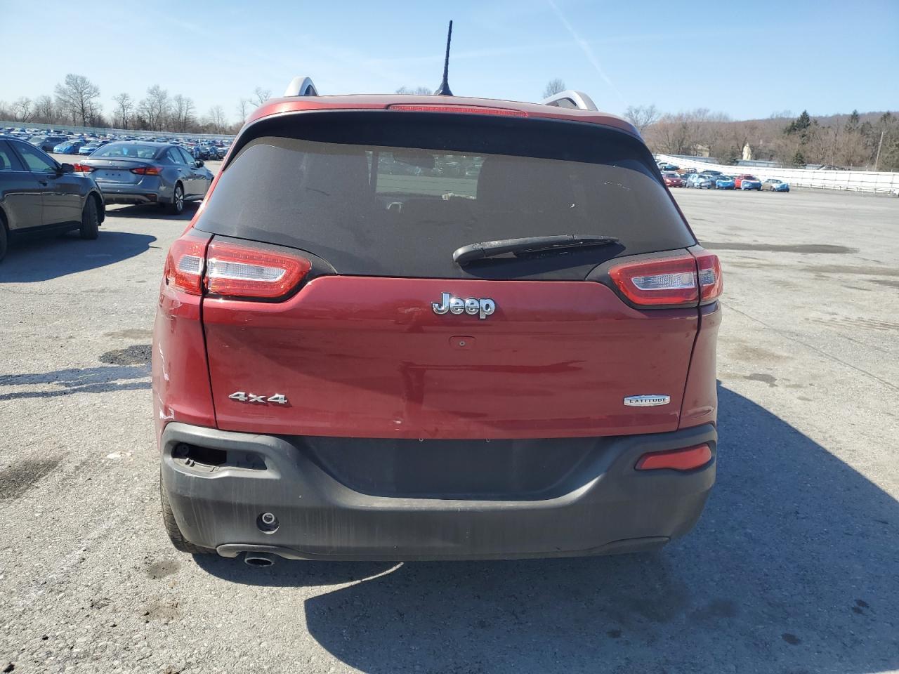 2015 Jeep Cherokee Latitude - Image 6