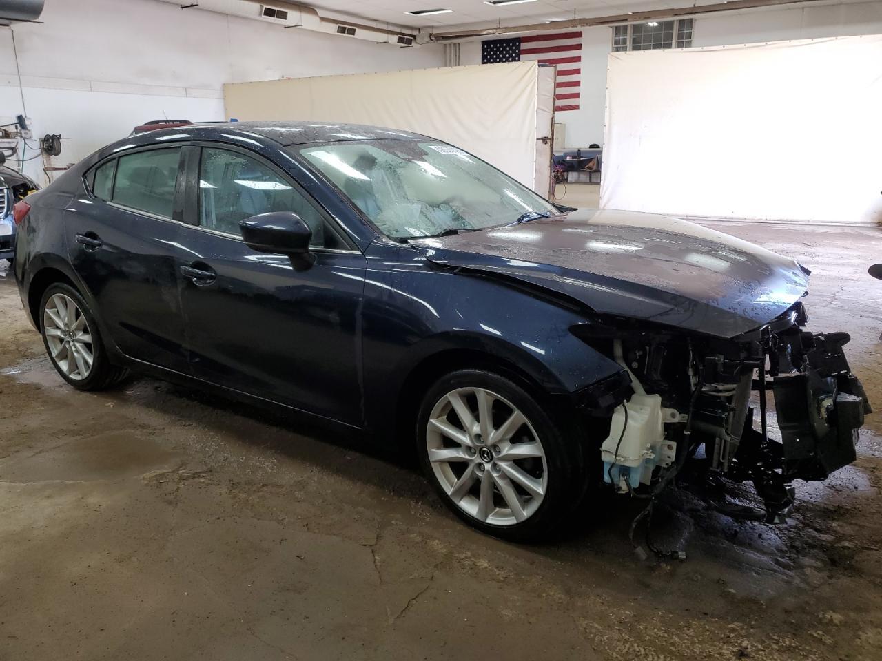 2017 Mazda 3 Touring - Image 4