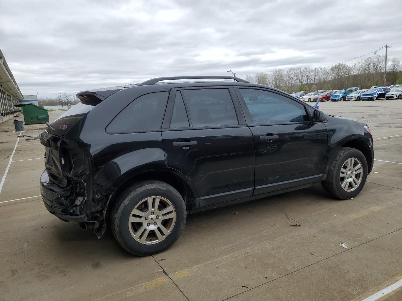 2012 Ford Edge Se - Image 3