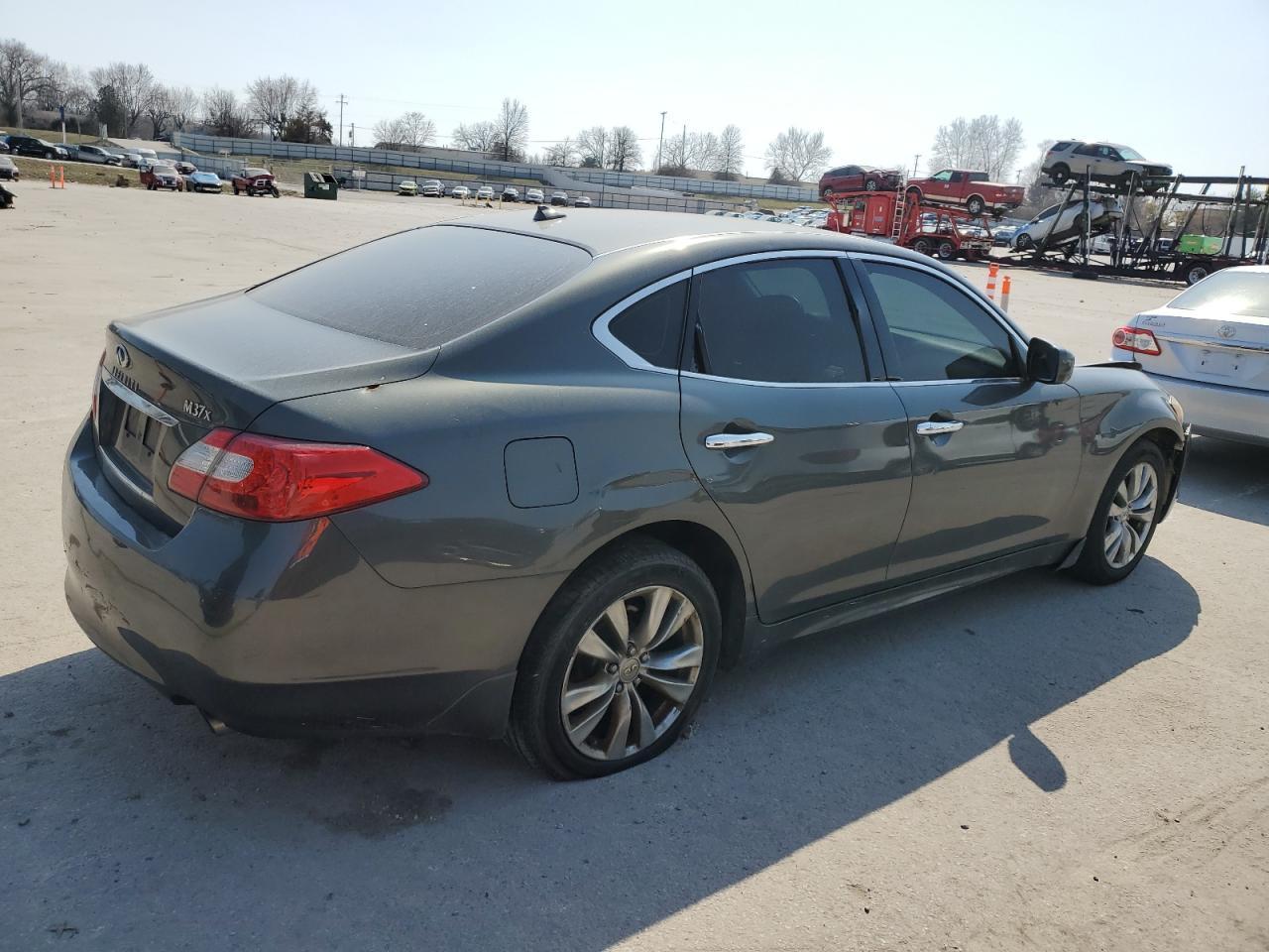 2012 Infiniti M37 X - Фото 3