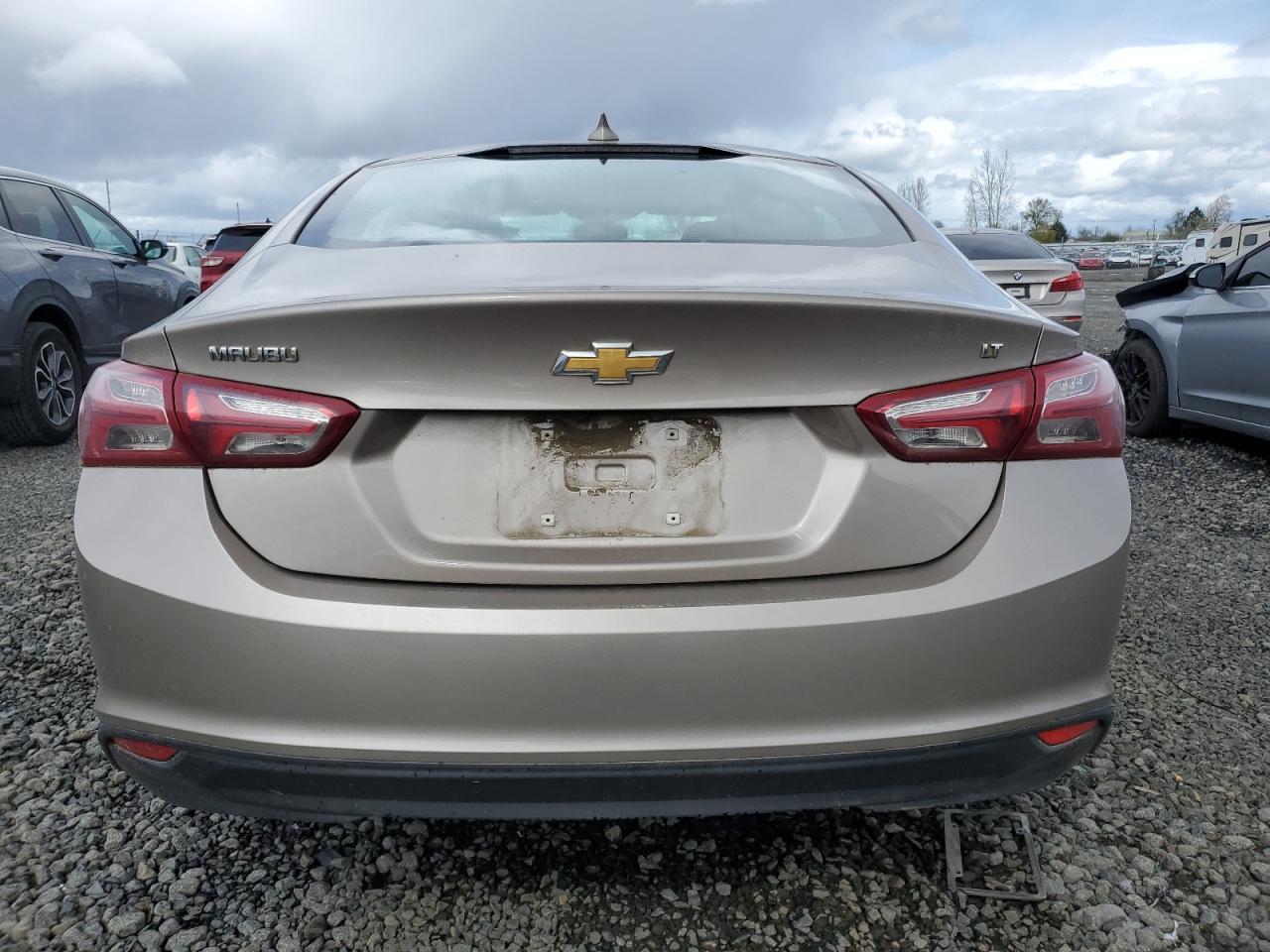 2022 Chevrolet Malibu Lt - Фото 6