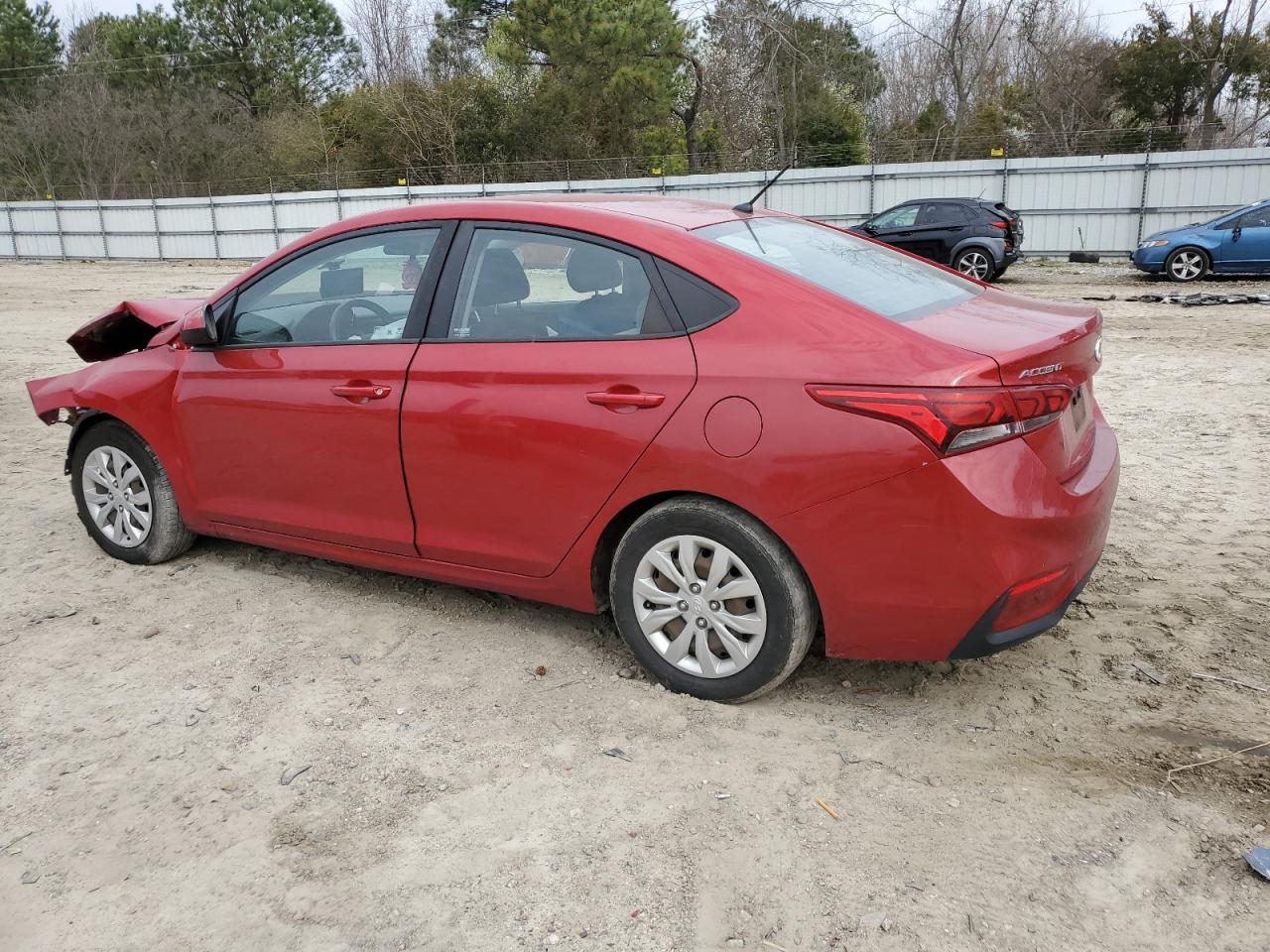 2020 Hyundai Accent Se - Фото 2
