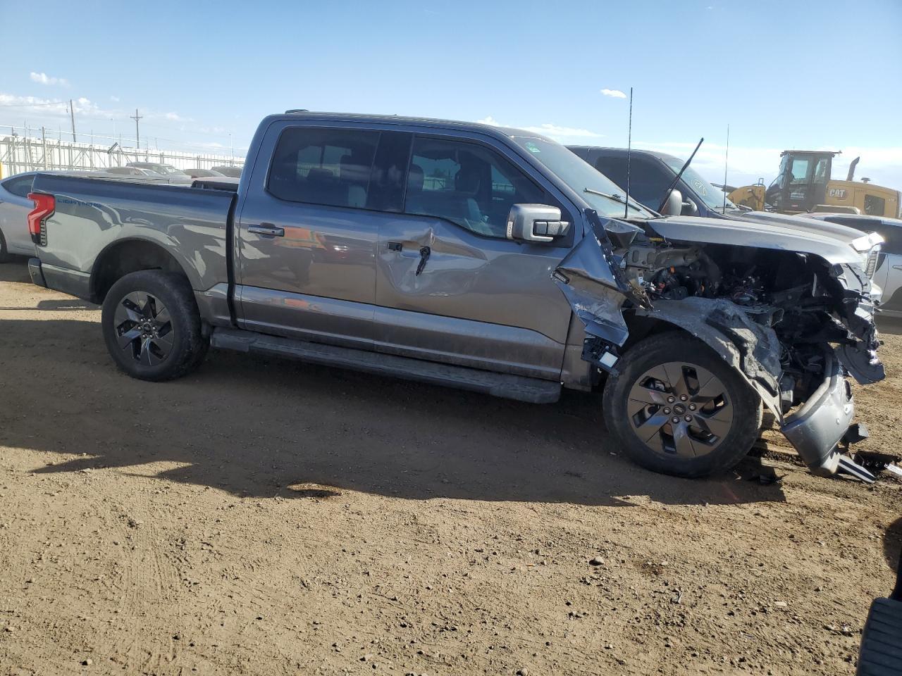 2023 Ford F150 Lightning Pro - Фото 4