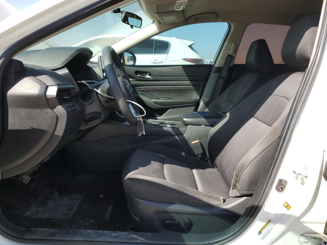 2019 Nissan Altima S - Фото 7