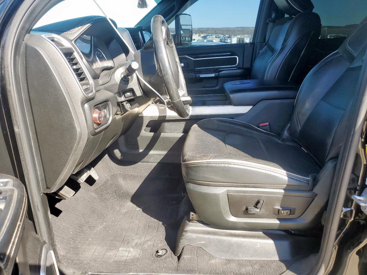 2019 Ram 2500 Laramie - Фото 7