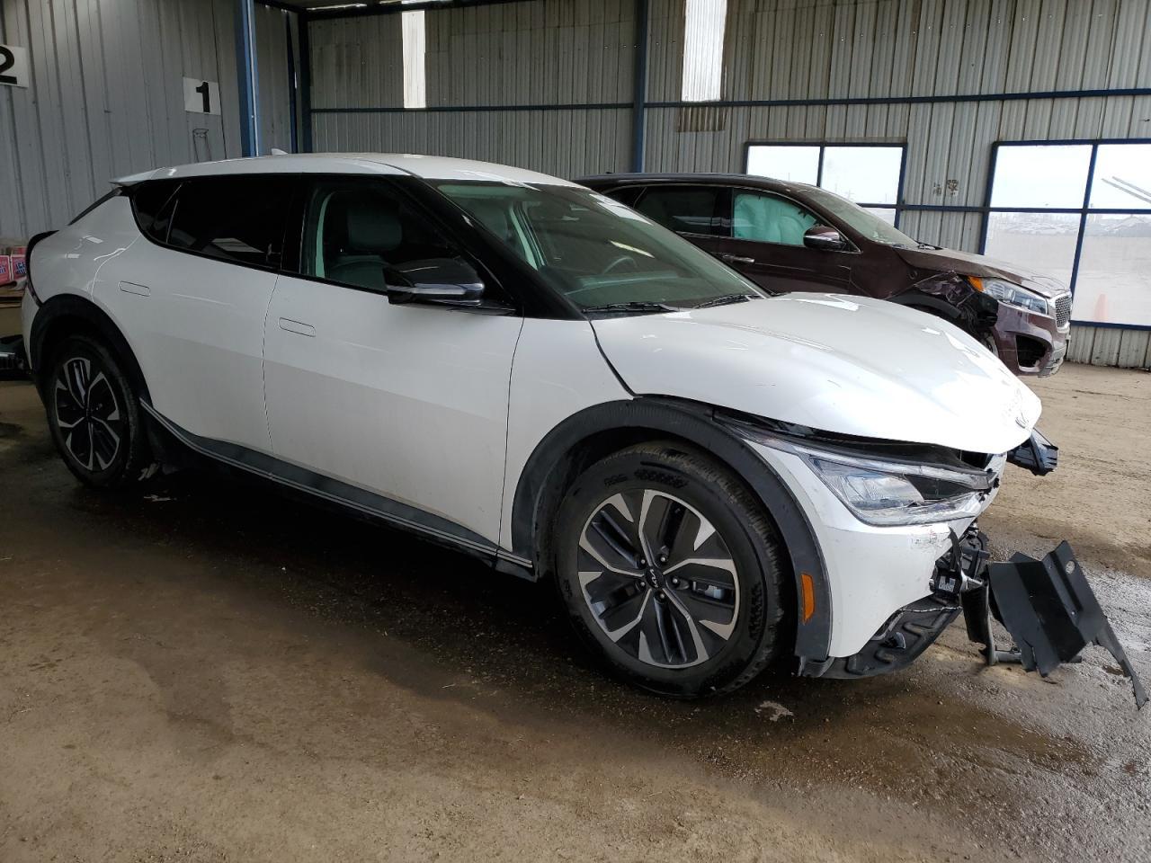 2024 Kia Ev6 Light - Фото 4