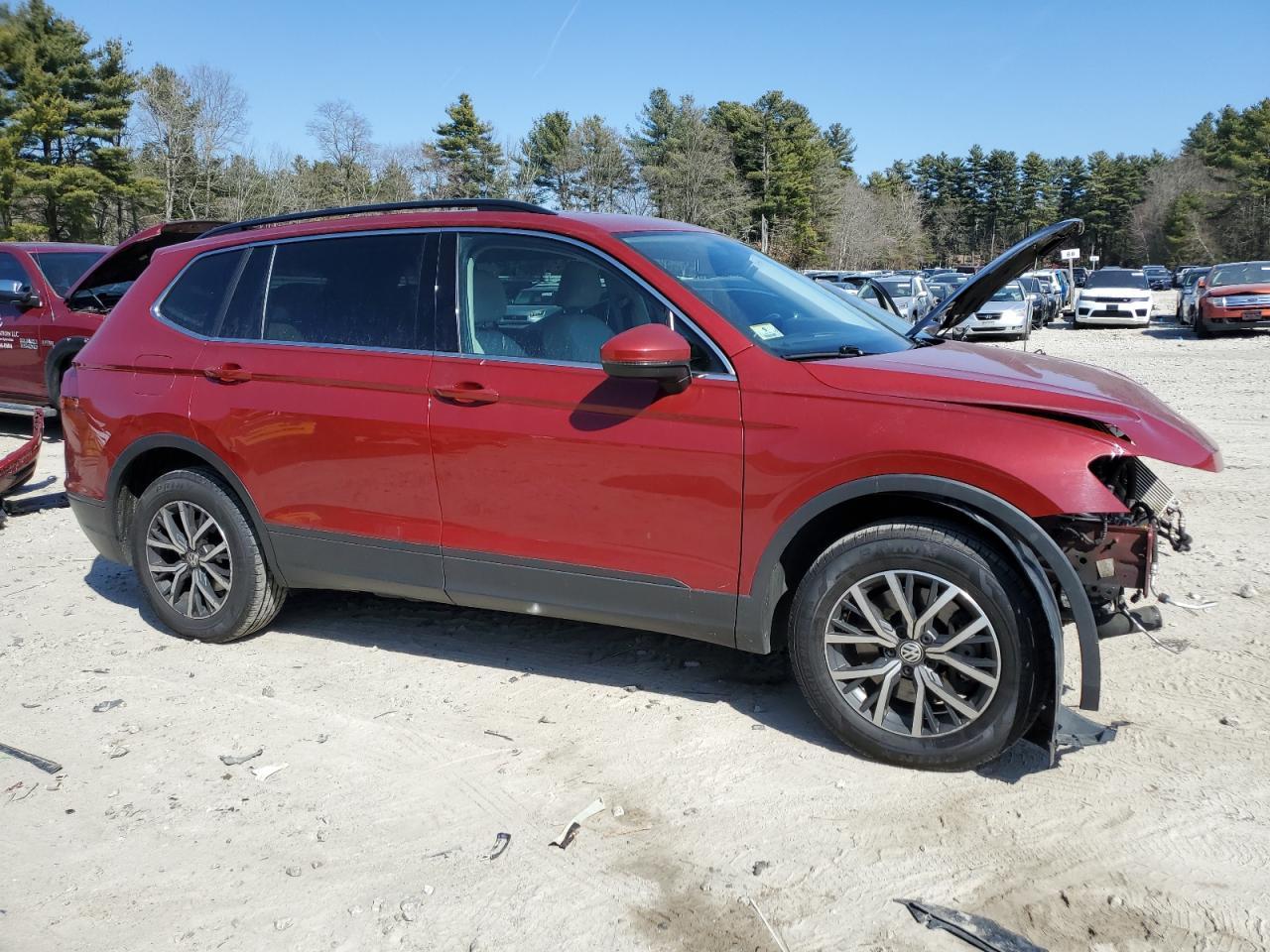 2019 Volkswagen Tiguan Se - Фото 4