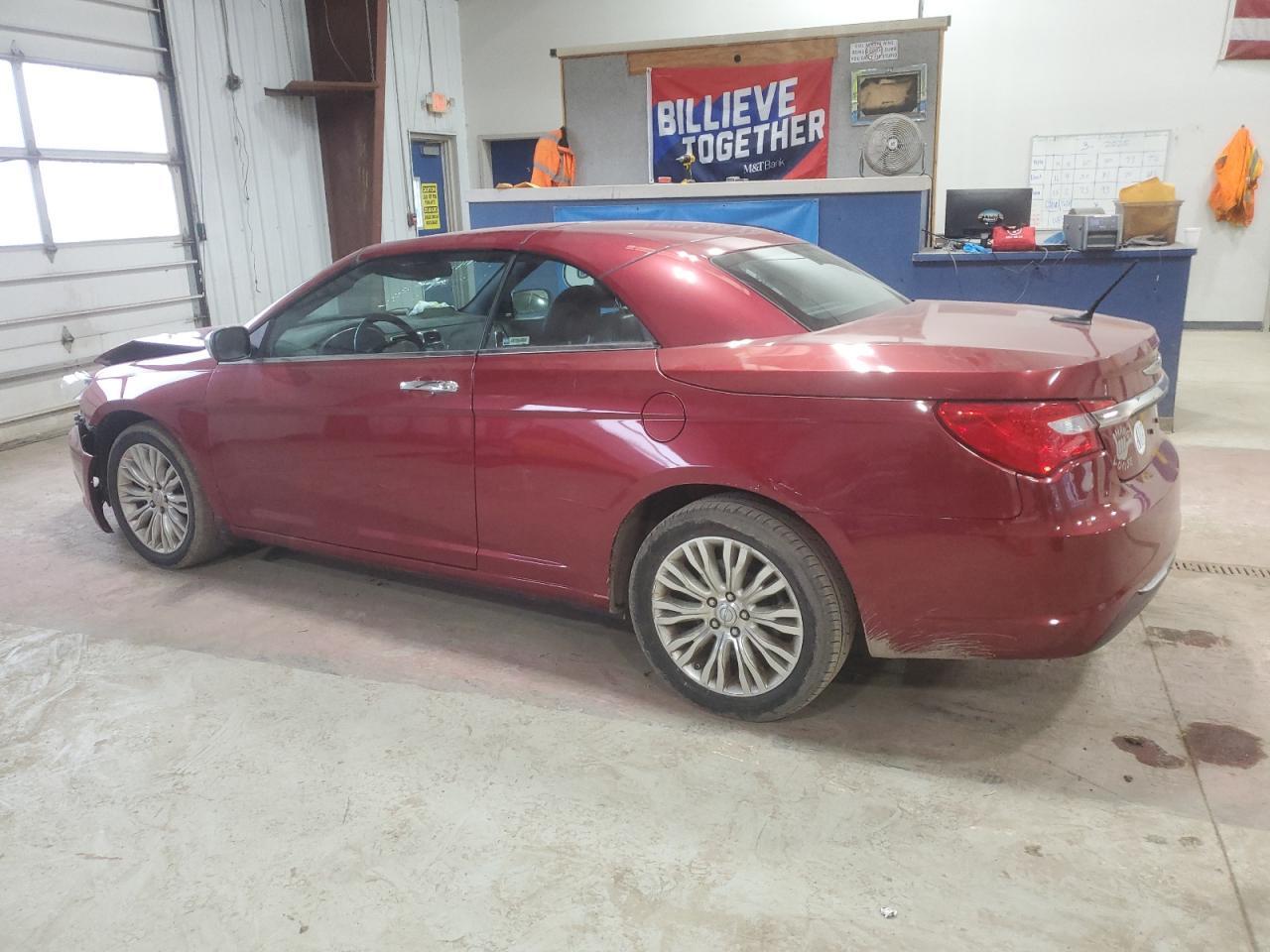 2014 Chrysler 200 Limited - Image 2