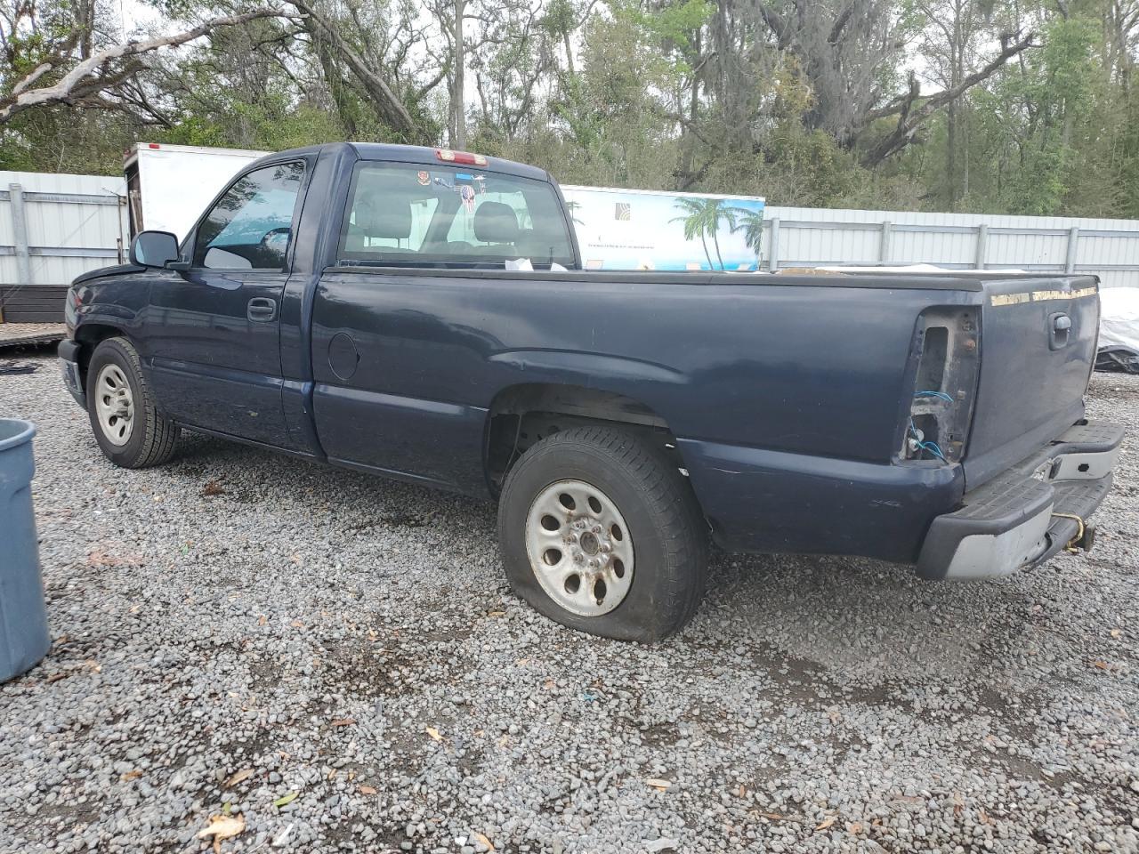 2007 Chevrolet Silverado C1500 Classic - Фото 2