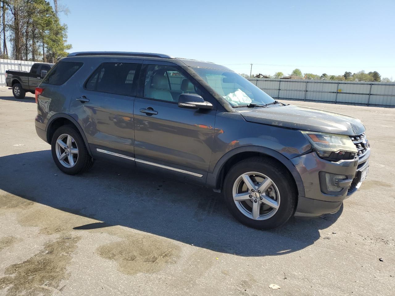 2016 Ford Explorer Xlt - Image 4
