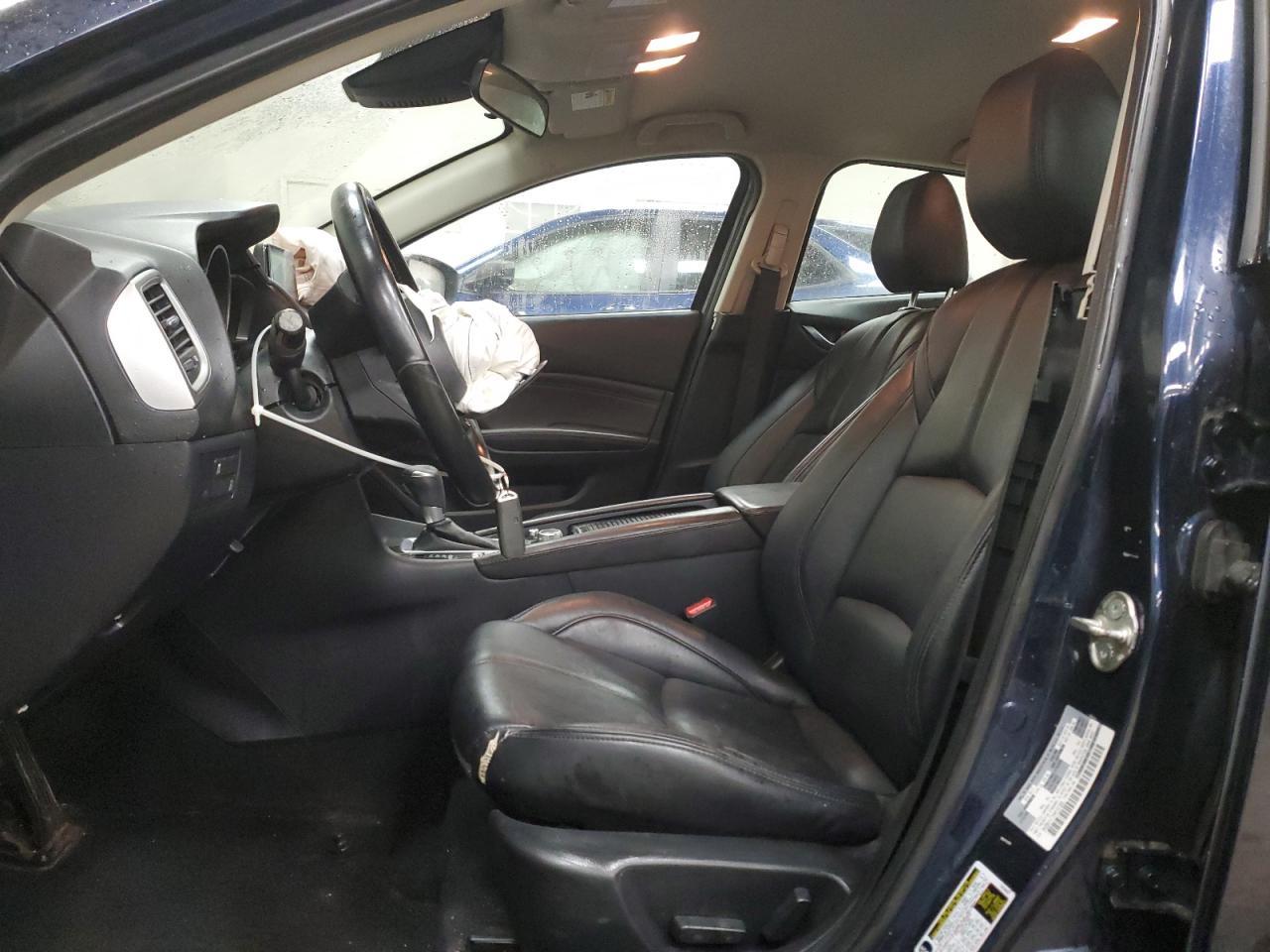 2017 Mazda 3 Touring - Image 7